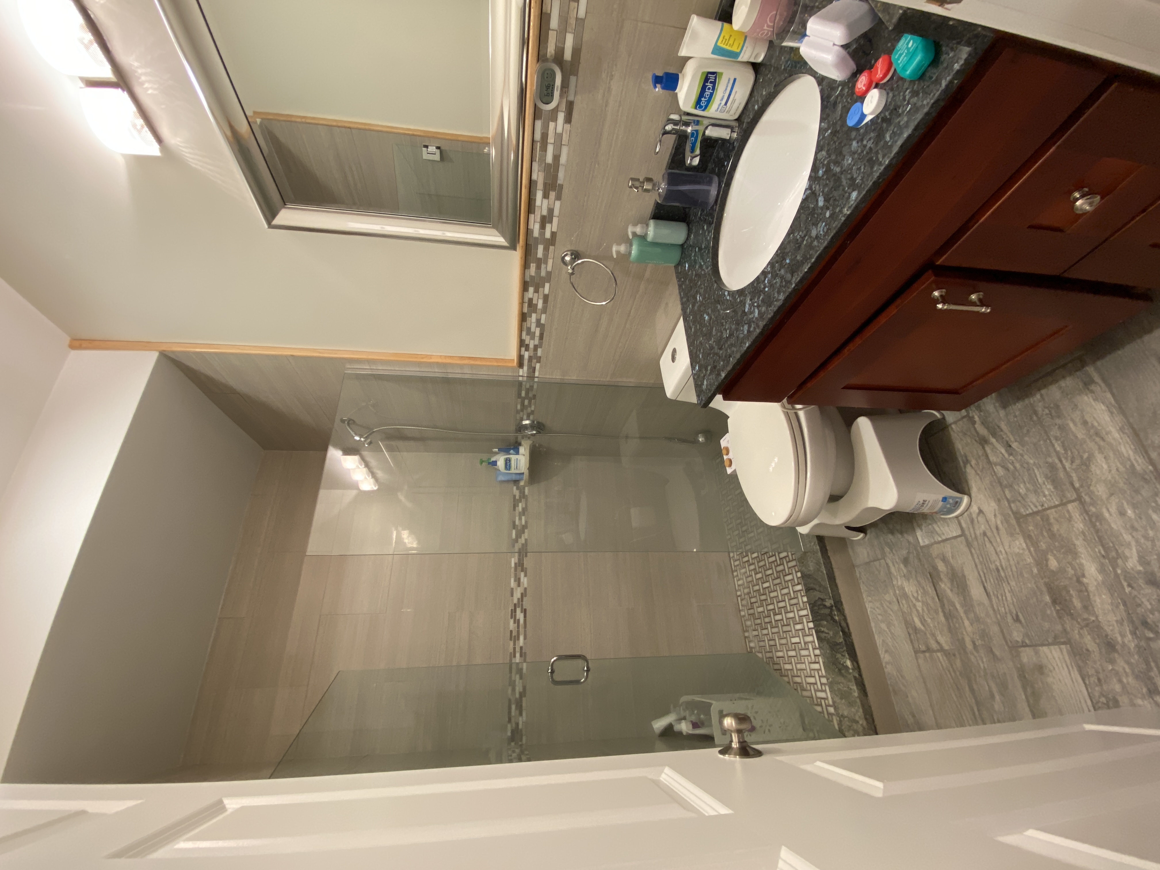 2 bed, 1 bath apartment for rent at 77 Newbury Ave Unit 6, Quincy — photo 4 of 12