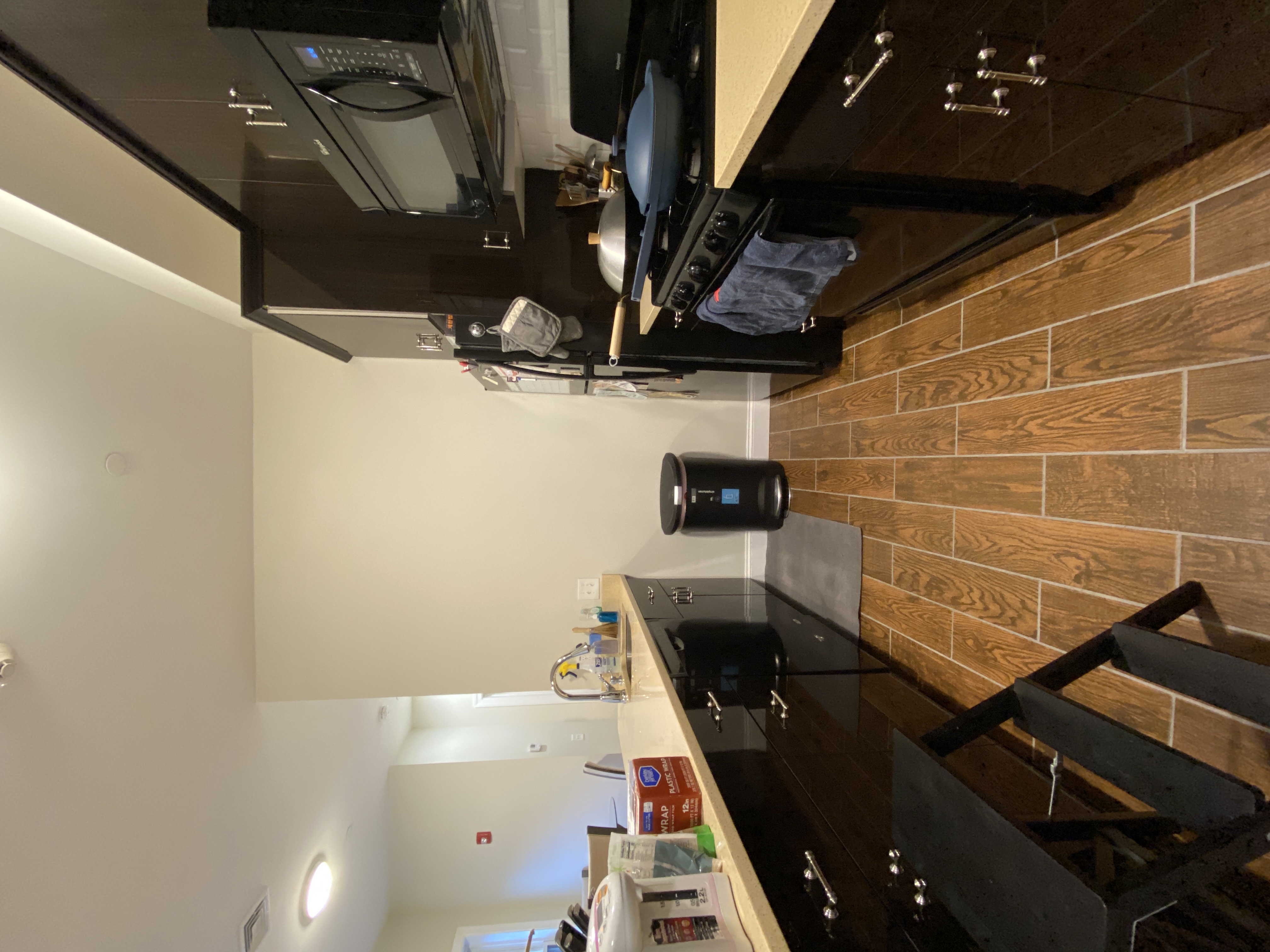2 bed, 1 bath apartment for rent at 77 Newbury Ave Unit 6, Quincy — photo 9 of 12