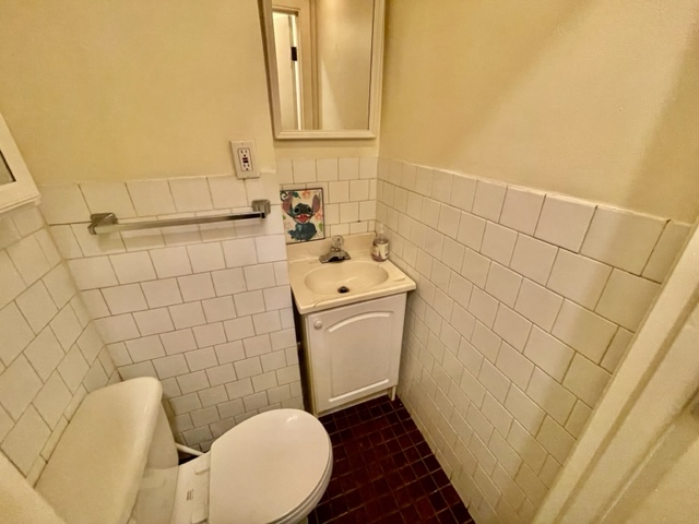 3 bed, 2.5 bath apartment for rent at 2 Michelangelo St Unit 1, North End — photo 6 of 19