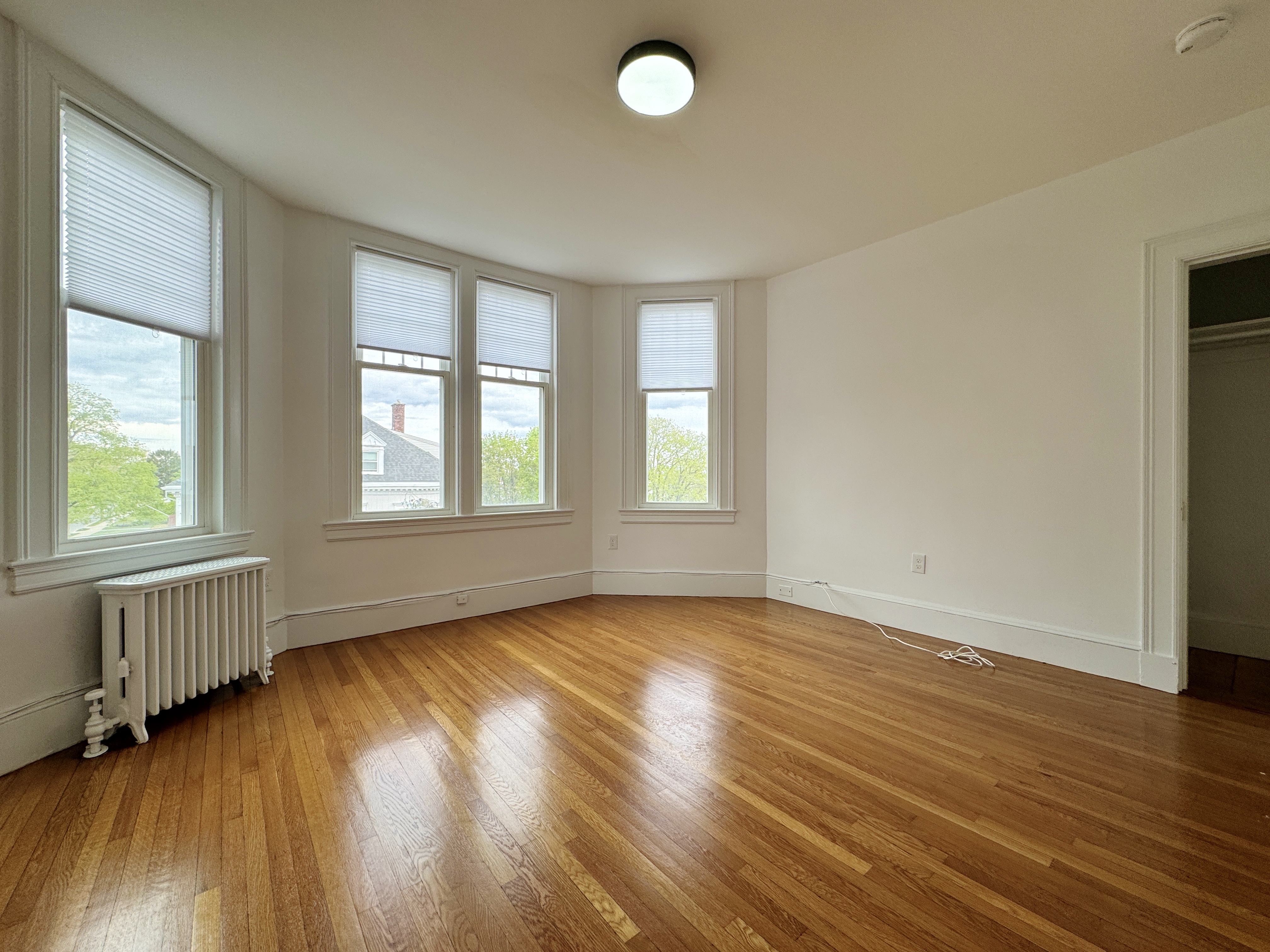 2 bed, 1 bath apartment for rent at 252 Ocean St Unit 6, Lynn — photo 9 of 14