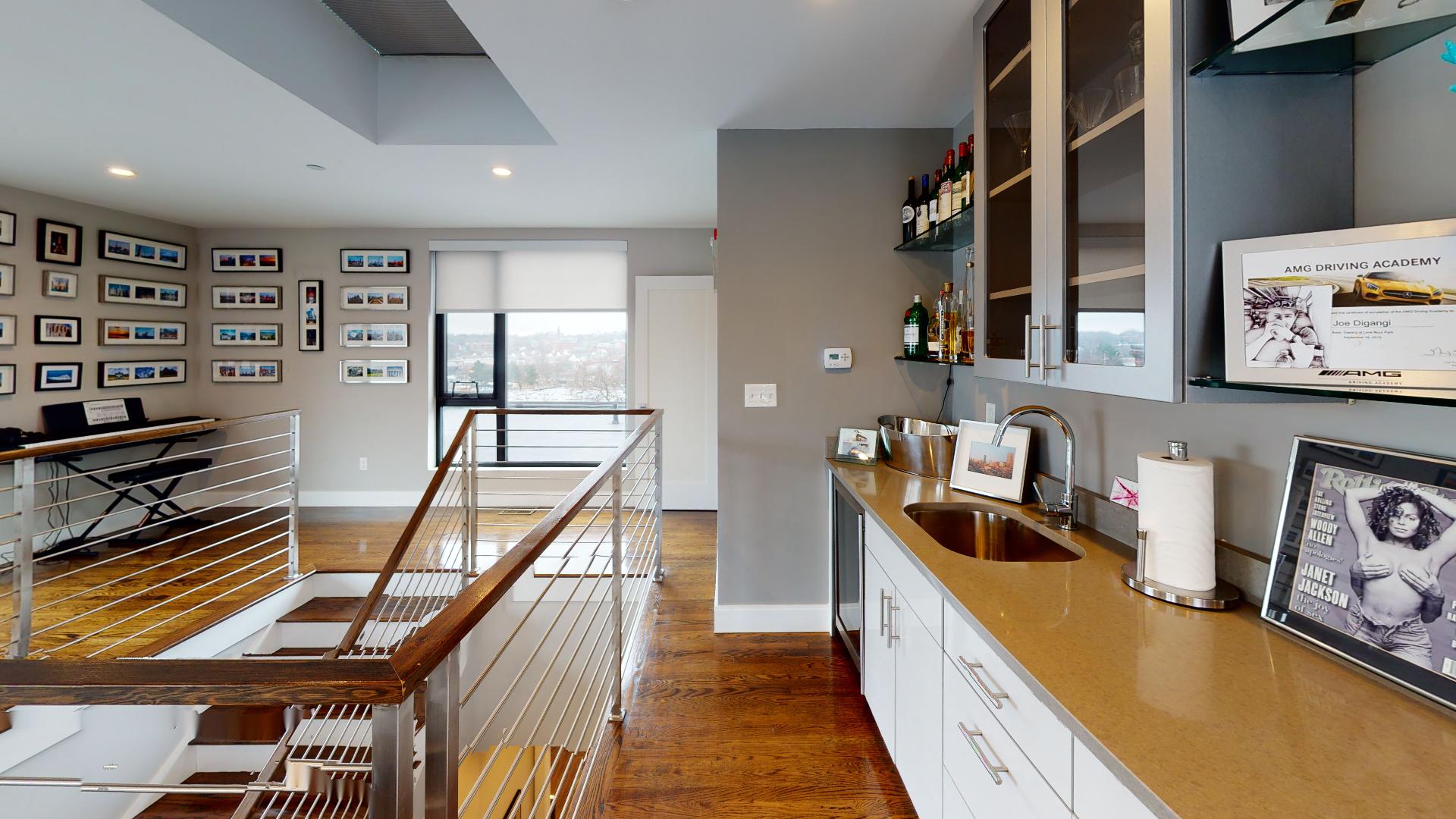 11 Newcomb St, Roxbury