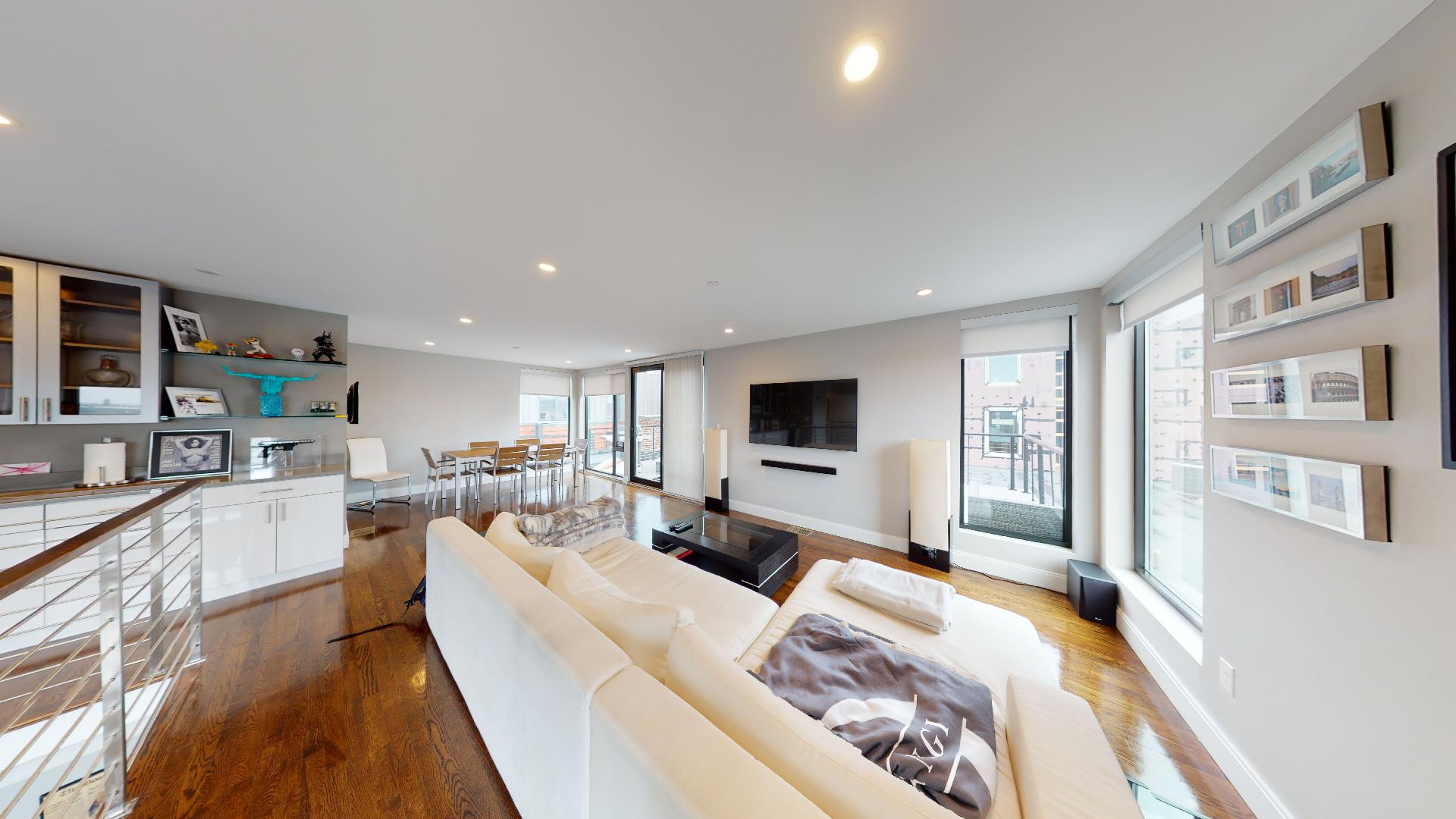 11 Newcomb St, Roxbury