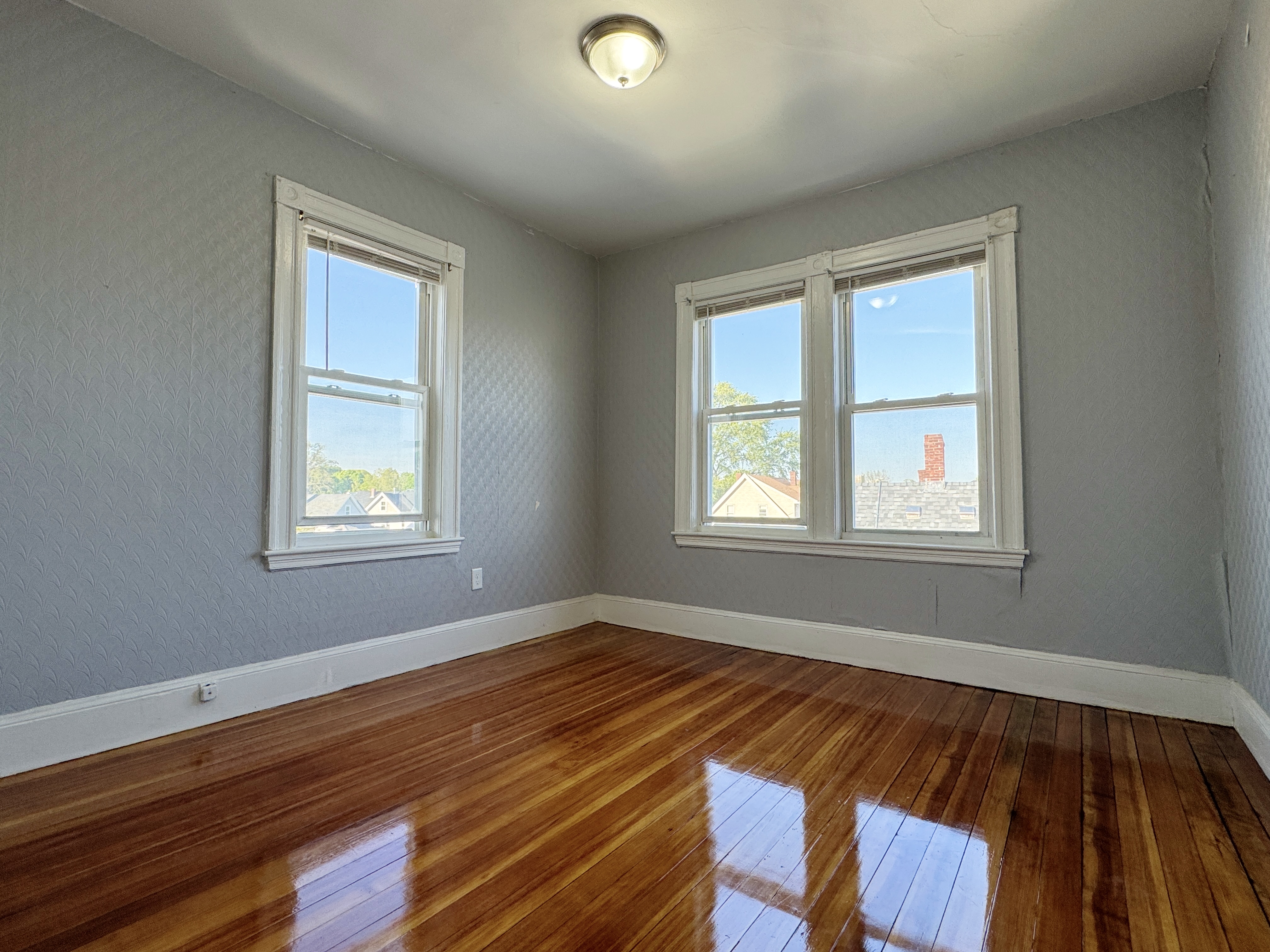 3 bed, 1 bath apartment for rent at 407 Charles St Unit 3, Malden — photo 11 of 12
