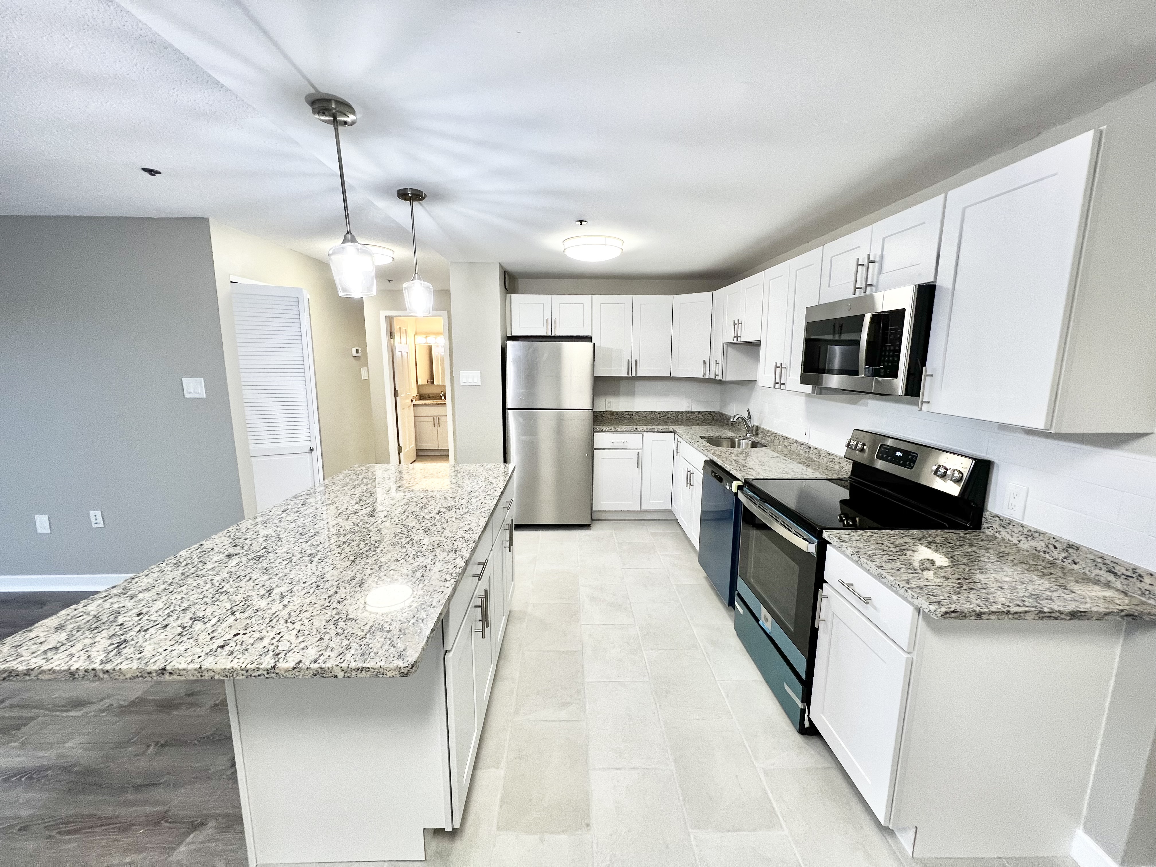 2 bed, 2 bath apartment for rent at 1101 Beacon St Unit 55, Coolidge Corner — photo 3 of 20