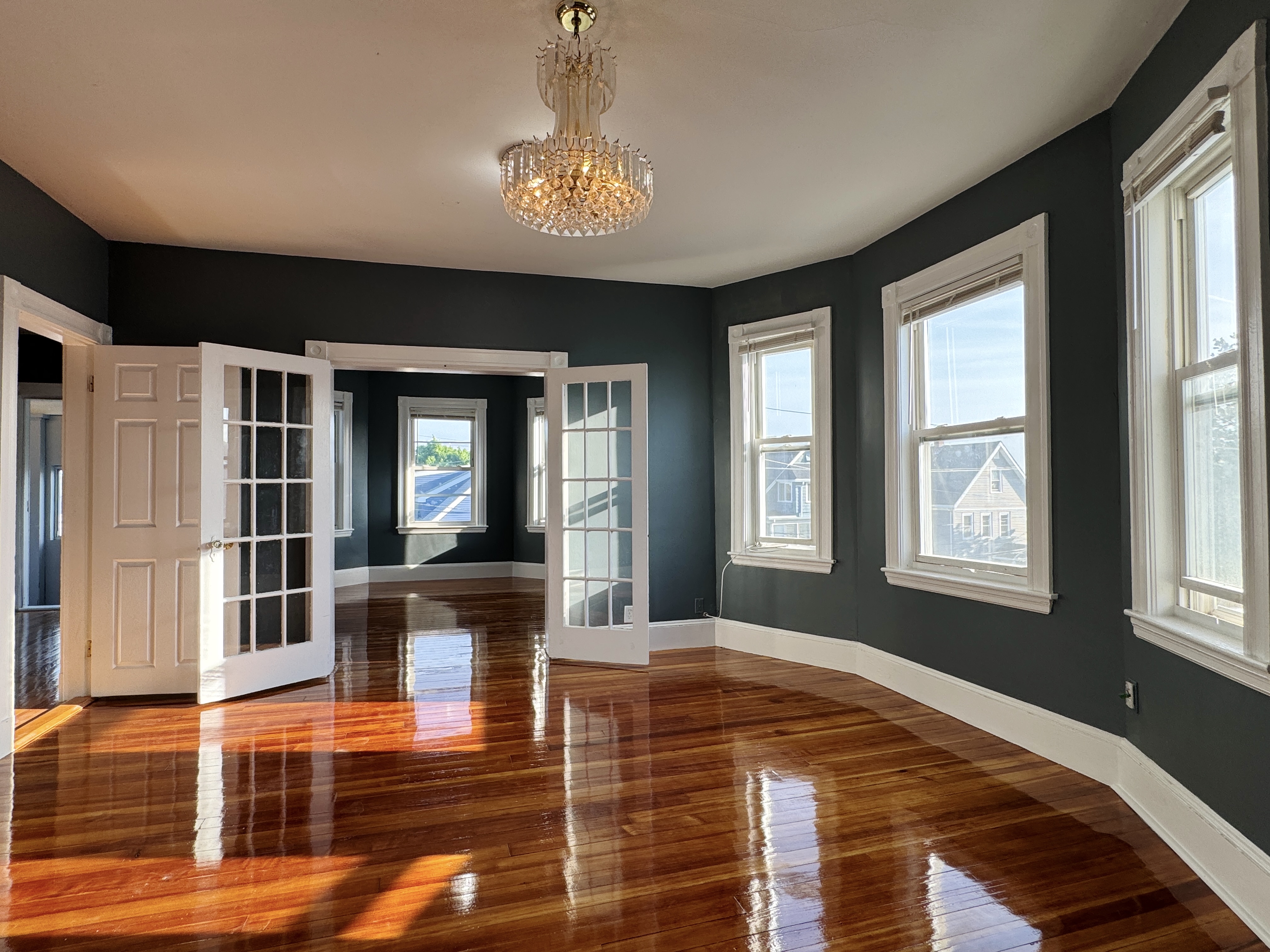 3 bed, 1 bath apartment for rent at 407 Charles St Unit 3, Malden — photo 6 of 12