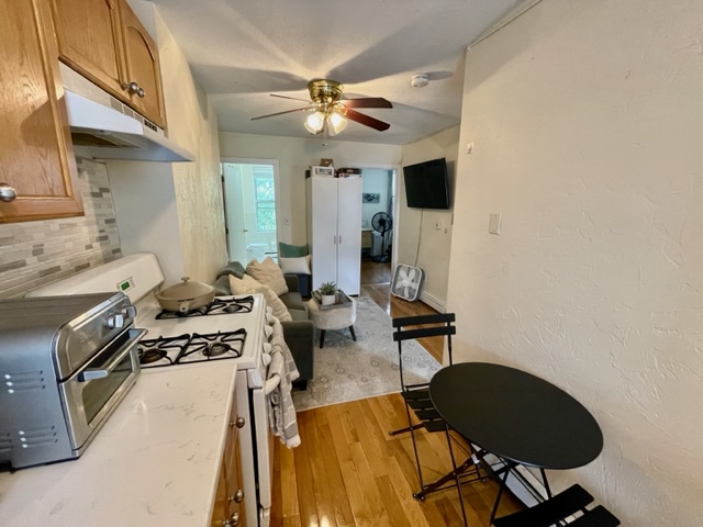 2 bed, 1 bath apartment for rent at 34 Sheafe St Unit 3, North End — photo 4 of 13