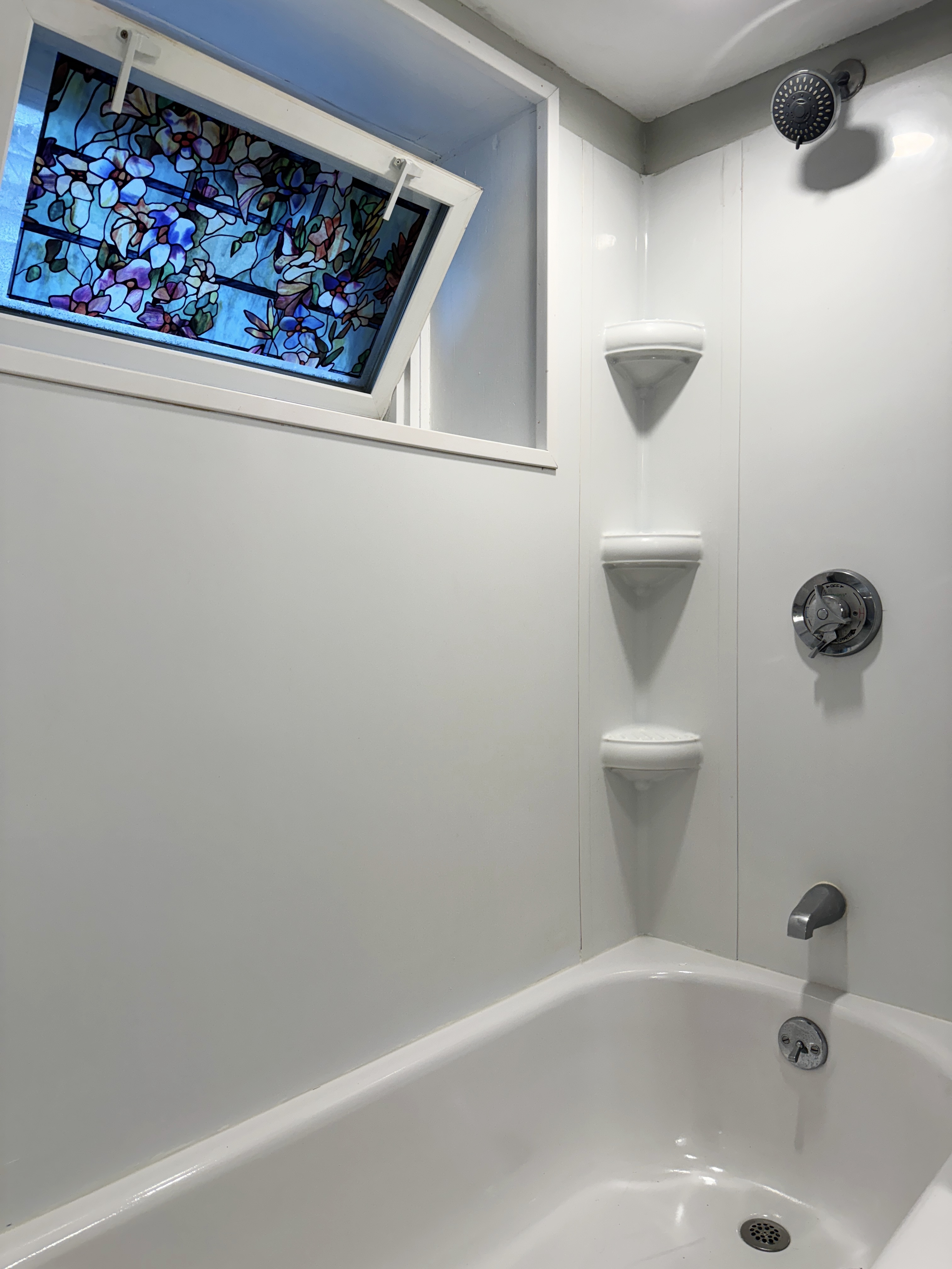 Studio bed, 1 bath apartment for rent at 89 Clinton St Unit B, Chelsea — photo 4 of 13