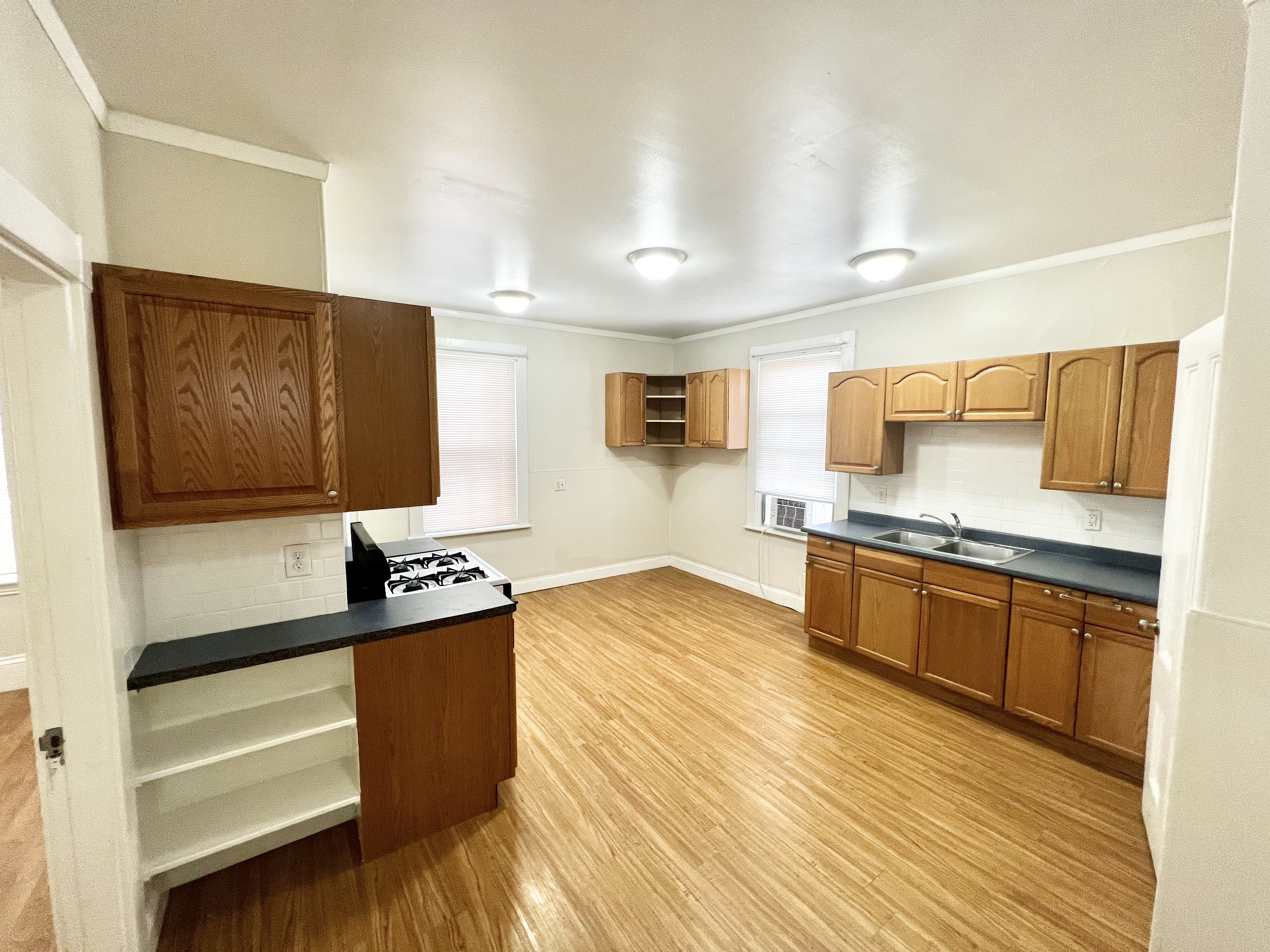 2 bed, 1 bath apartment for rent at 16 Webster Ave Unit 1, Union Square — photo 2 of 10