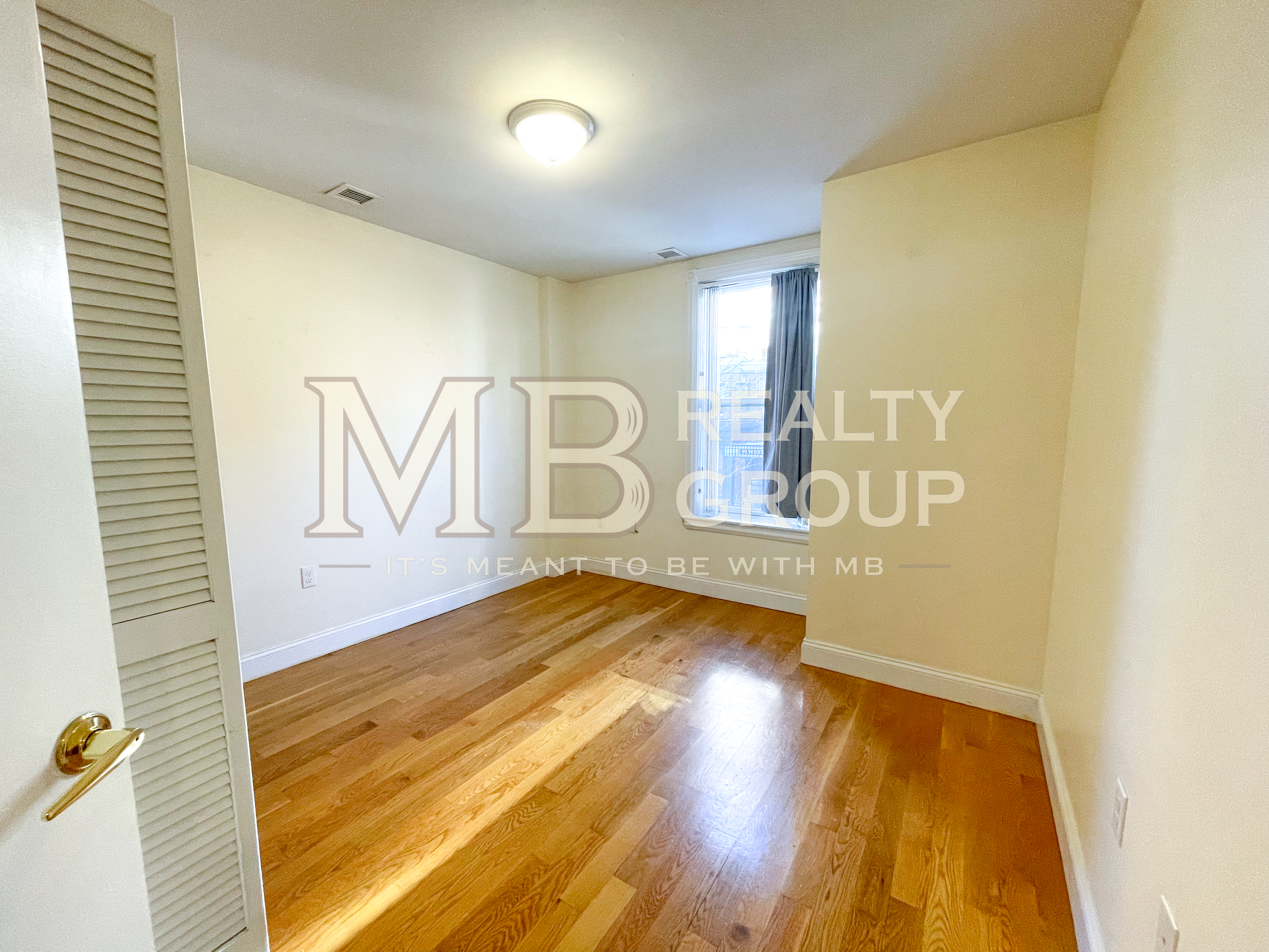 90 Westland Ave, Fenway