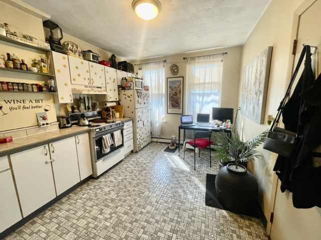 1 bed, 1 bath apartment for rent at 2 Michelangelo St Unit 4, North End — photo 7 of 12