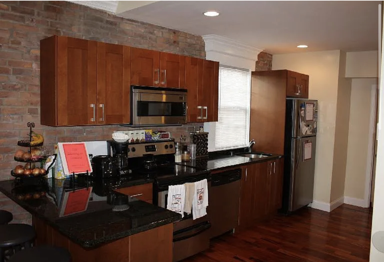 9 Warwick St, Roxbury