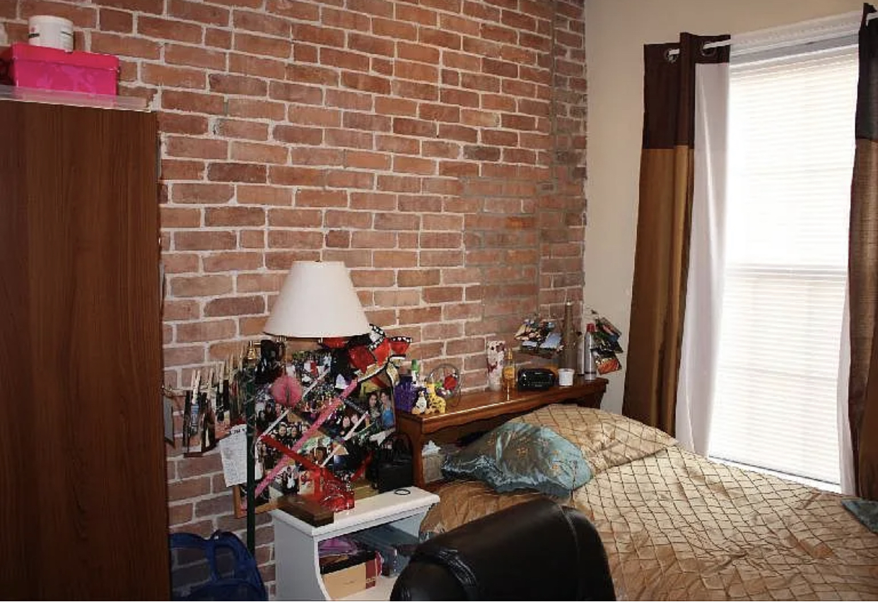 9 Warwick St, Roxbury