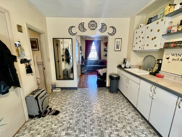 1 bed, 1 bath apartment for rent at 2 Michelangelo St Unit 4, North End — photo 6 of 12
