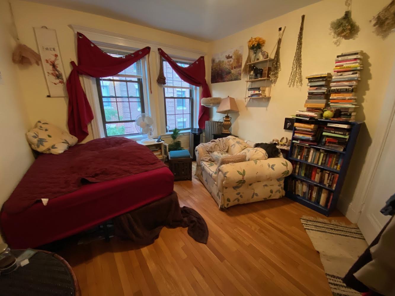 1 bed, 1 bath apartment for rent at 26 Myrtle St Unit 16, Beacon Hill — photo 1 of 9