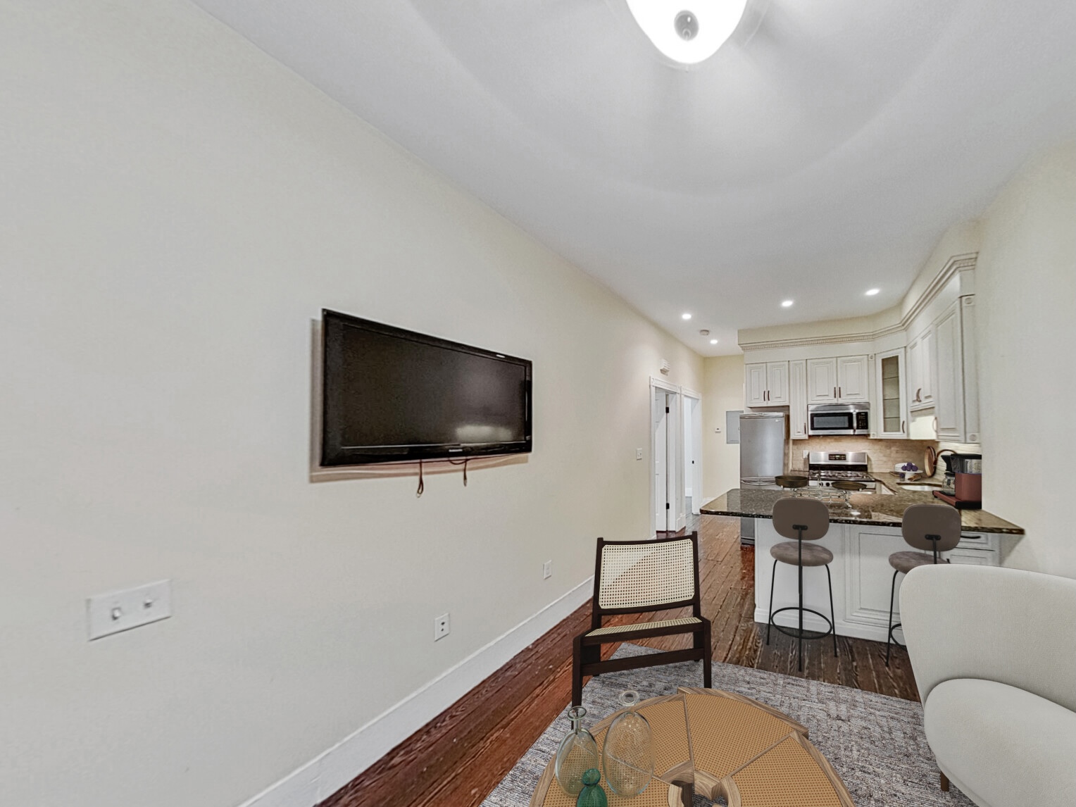 2 bed, 1 bath apartment for rent at 1526 Tremont St Unit 1, Mission Hill — photo 2 of 5