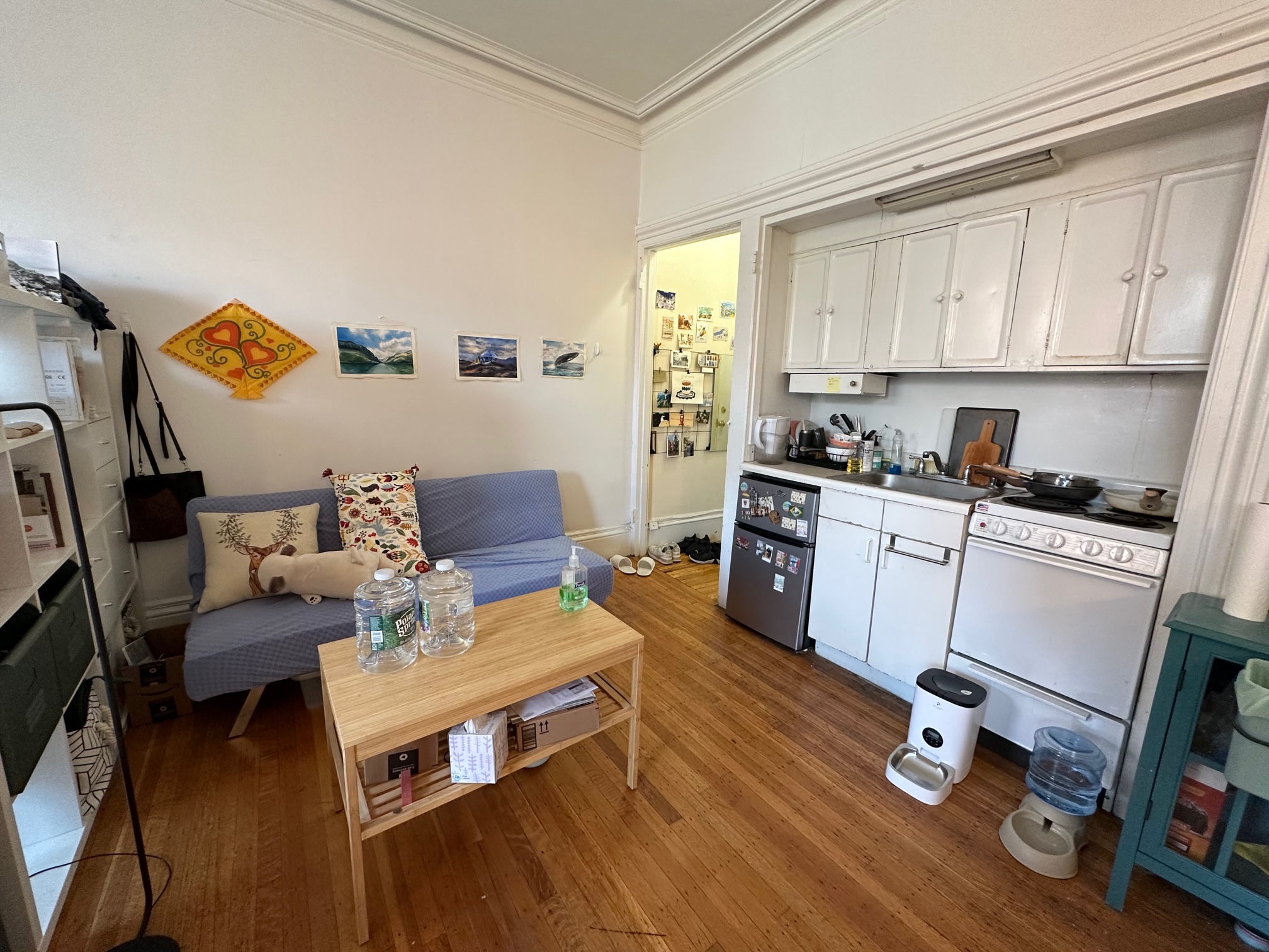 Studio bed, 1 bath apartment for rent at 98 Charles St Unit 8, Beacon Hill — photo 4 of 11