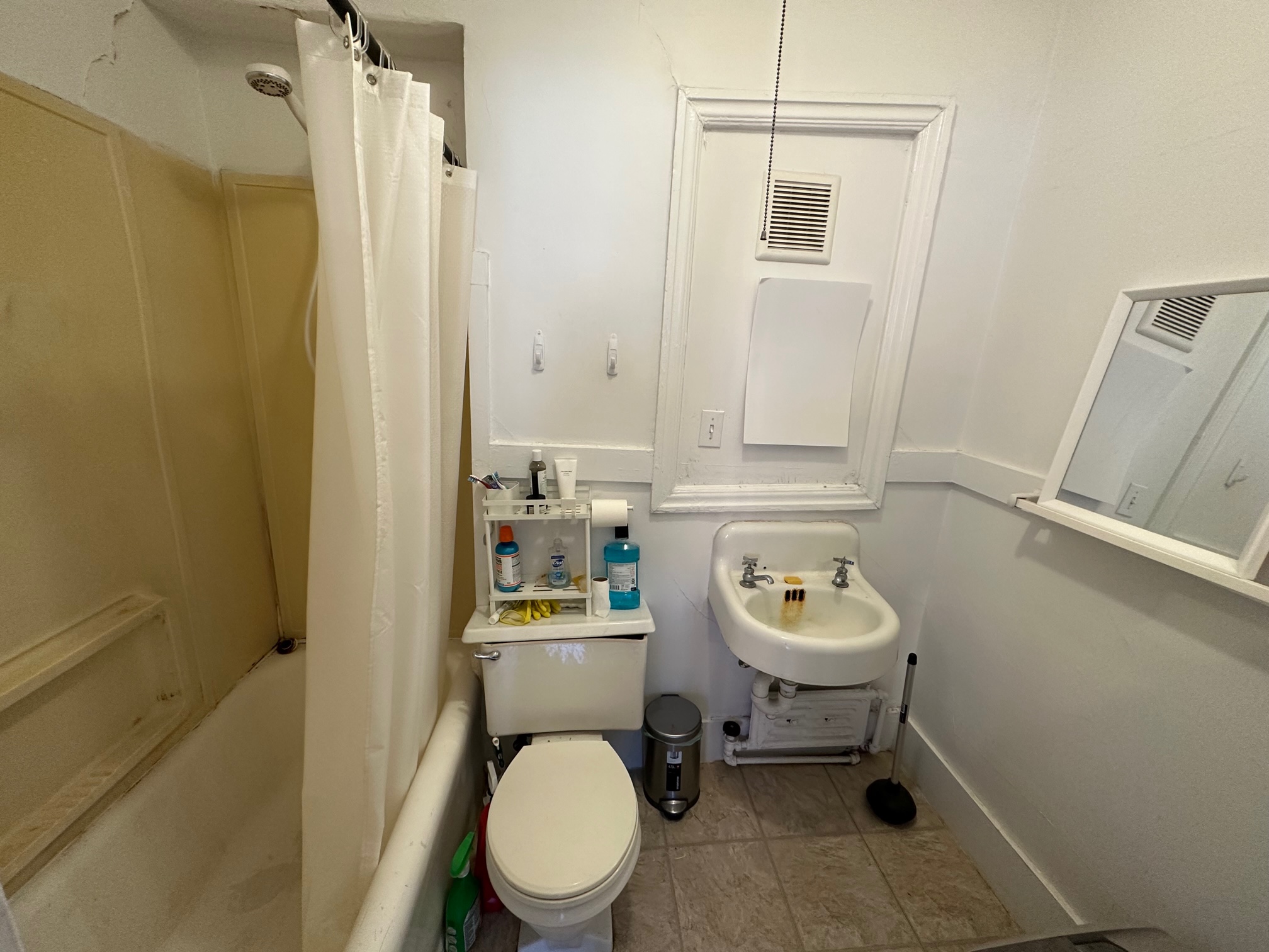 Studio bed, 1 bath apartment for rent at 98 Charles St Unit 8, Beacon Hill — photo 8 of 11