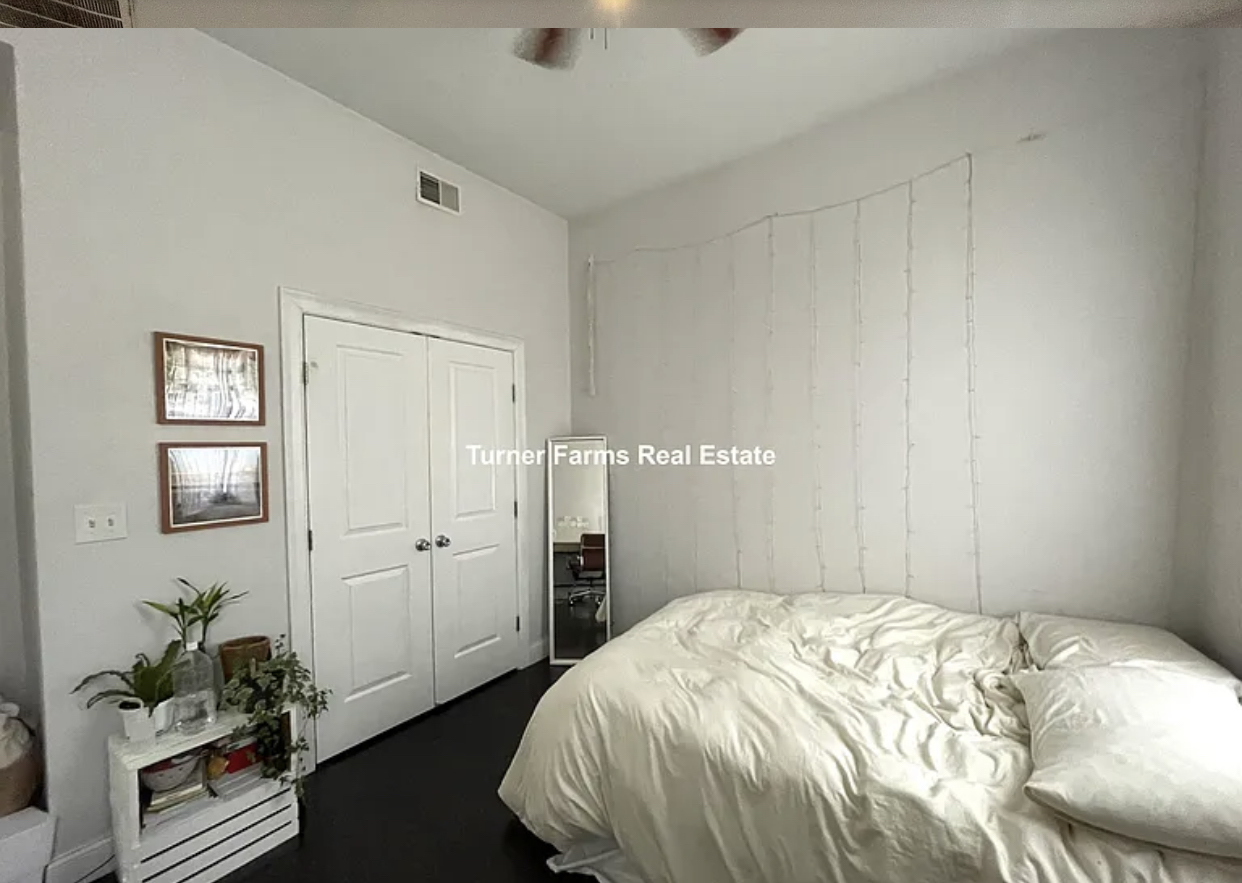 998 Tremont St, Roxbury