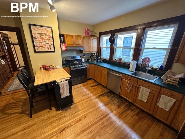 92 Perkins St, Jamaica Plain