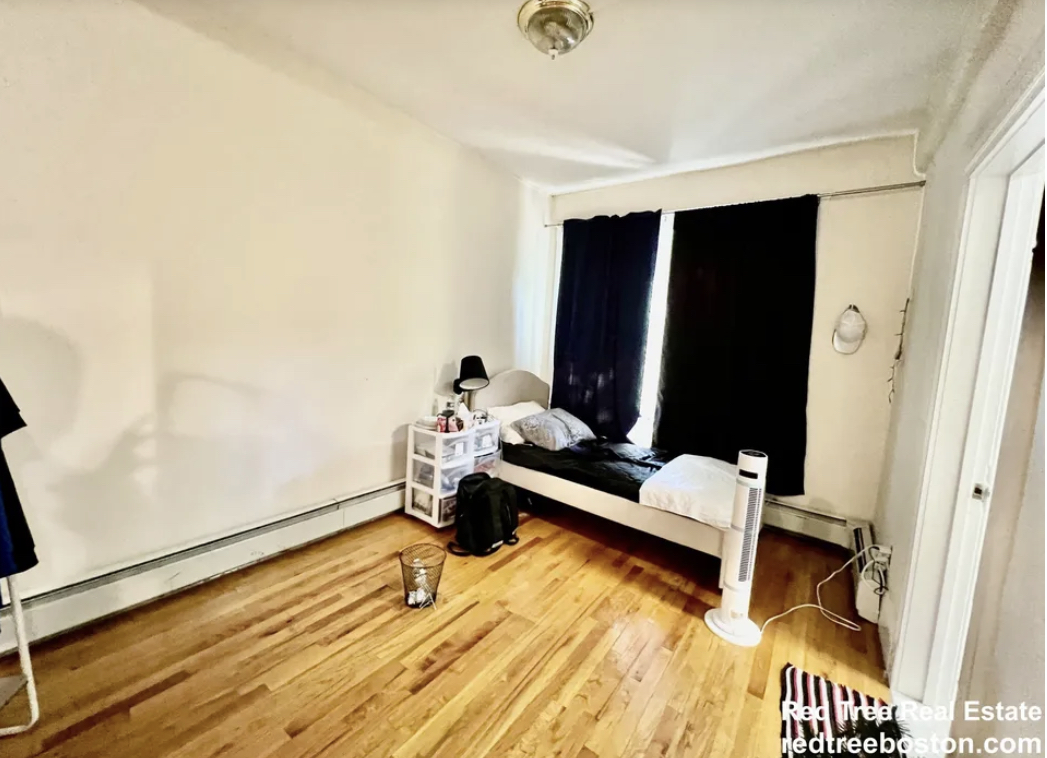 56 Cummings Rd, Brighton