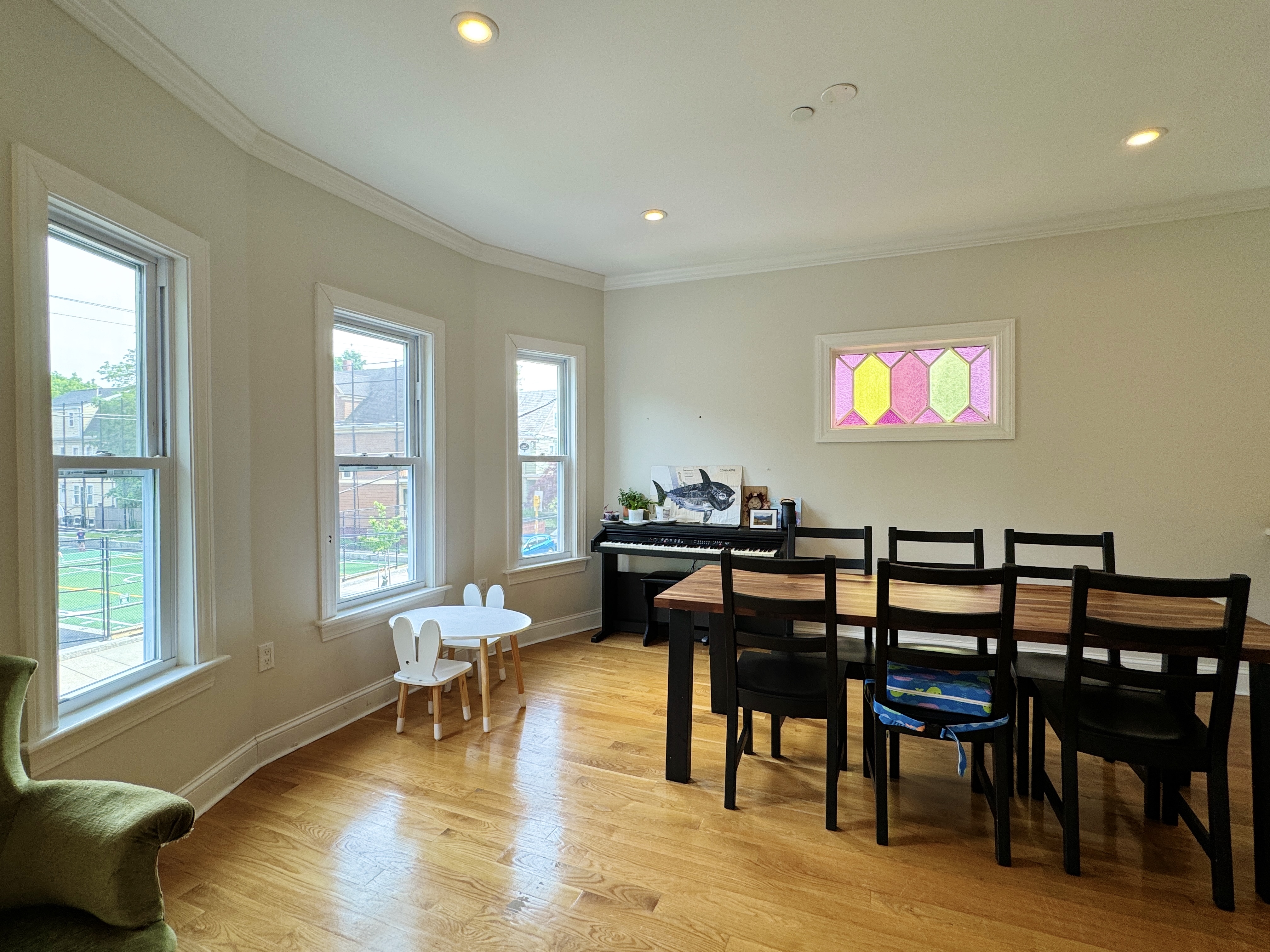 3 bed, 2 bath apartment for rent at 200 Willow Ave Unit 2, Powder House Square — photo 6 of 17