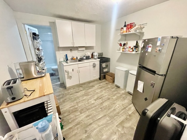 Studio bed, 1 bath apartment for rent at 24 Stillman St Unit 1F, North End — photo 7 of 9
