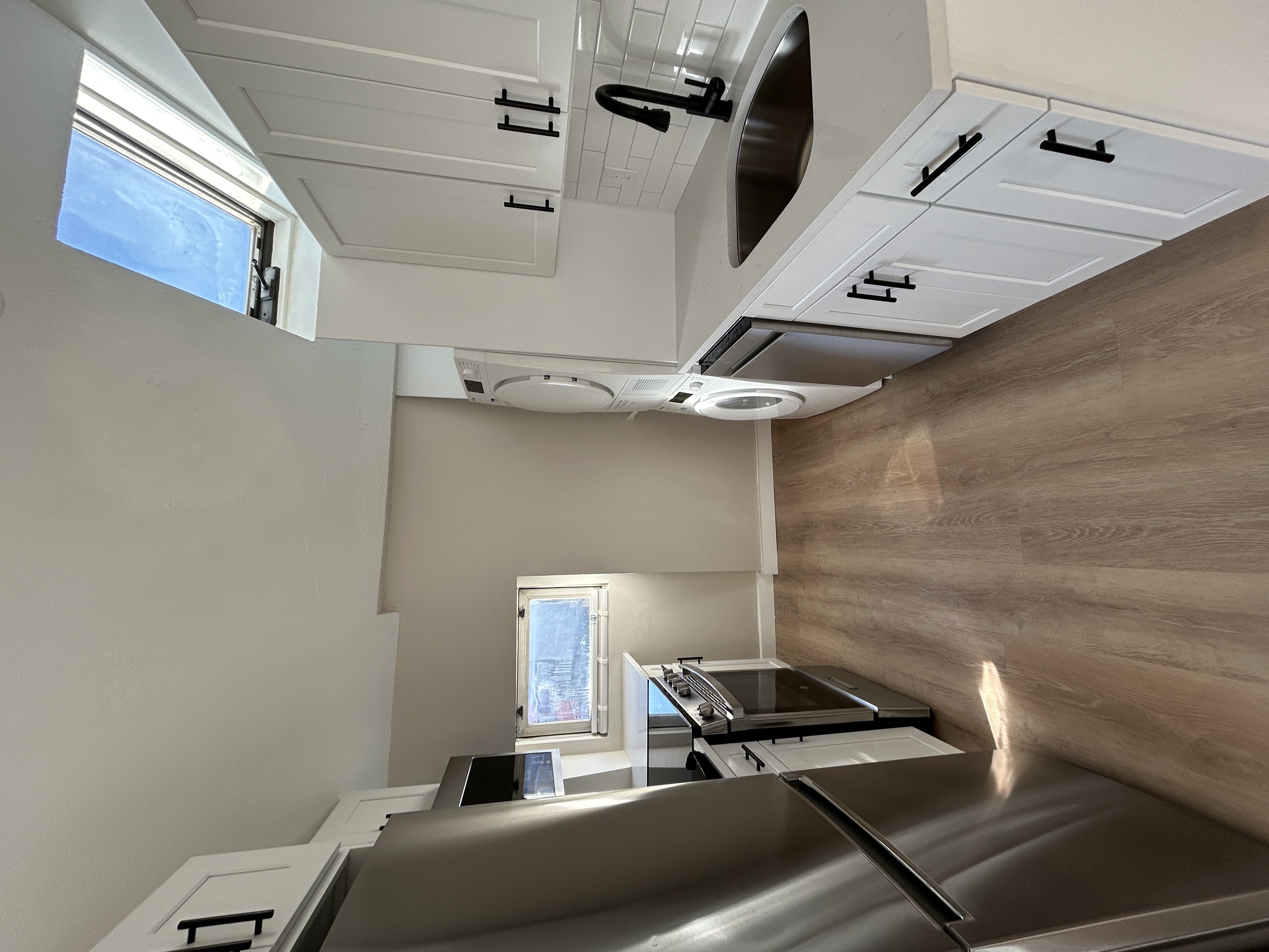 561 East 6th St, South Boston