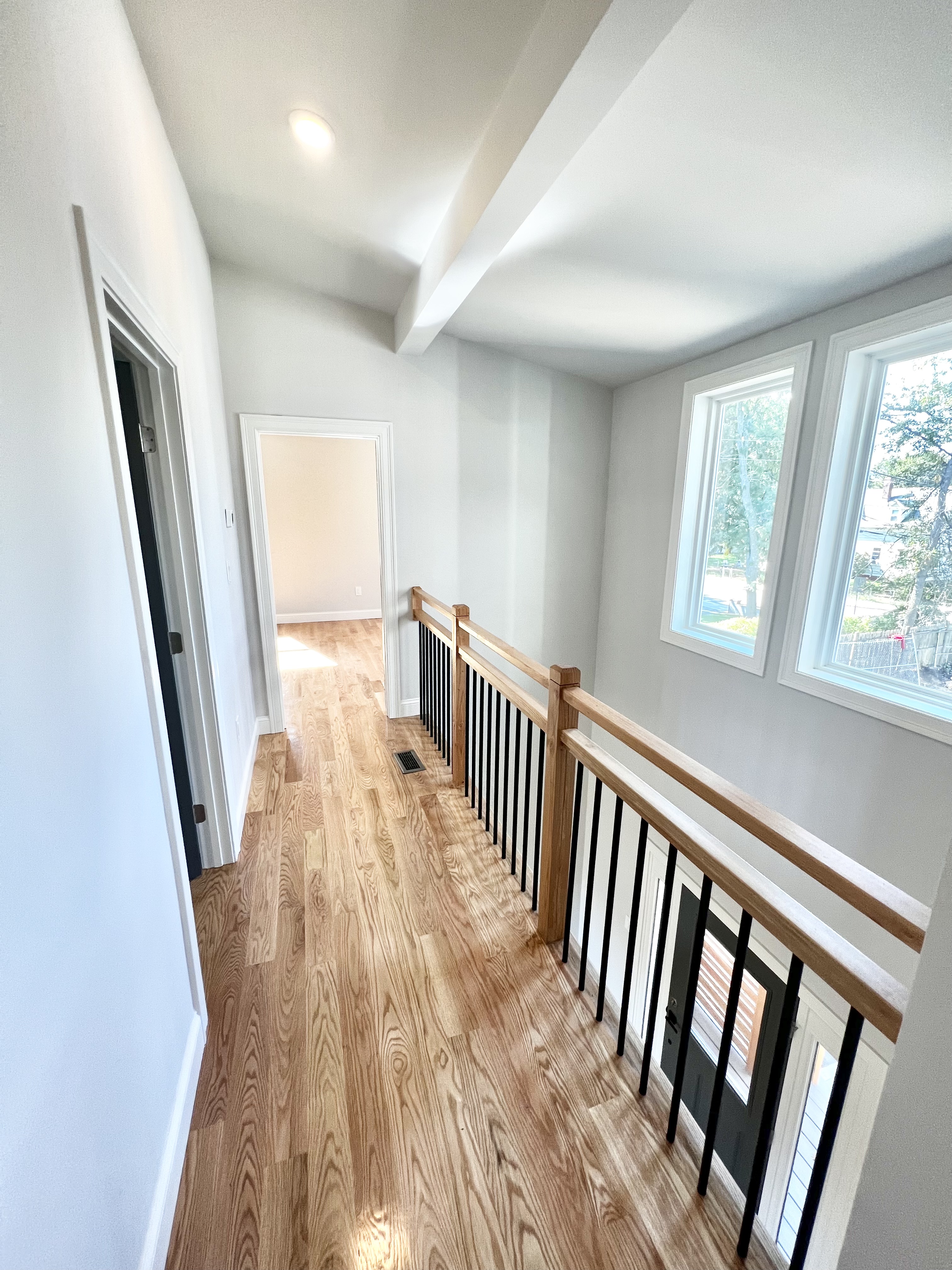 4 bed, 3 bath apartment for rent at 31 Paris St Unit 1, Glenwood — photo 7 of 10