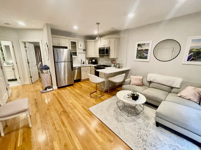 2 bed, 2 bath apartment for rent at 17 Clark St Unit 2, North End