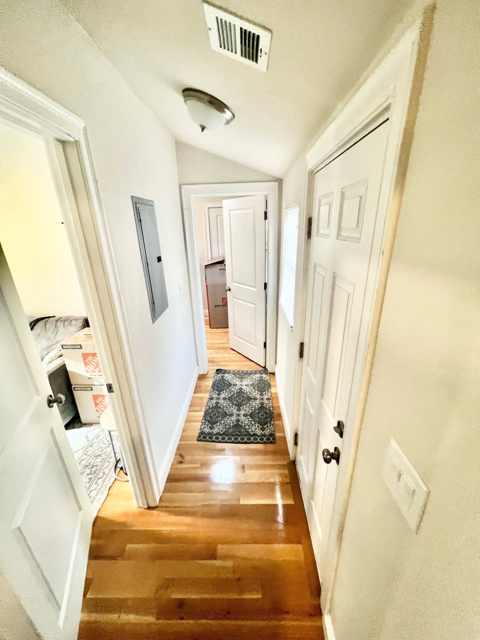 3 bed, 1.5 bath apartment for rent at 9 Greenville St Unit 2, Prospect Hill — photo 6 of 28
