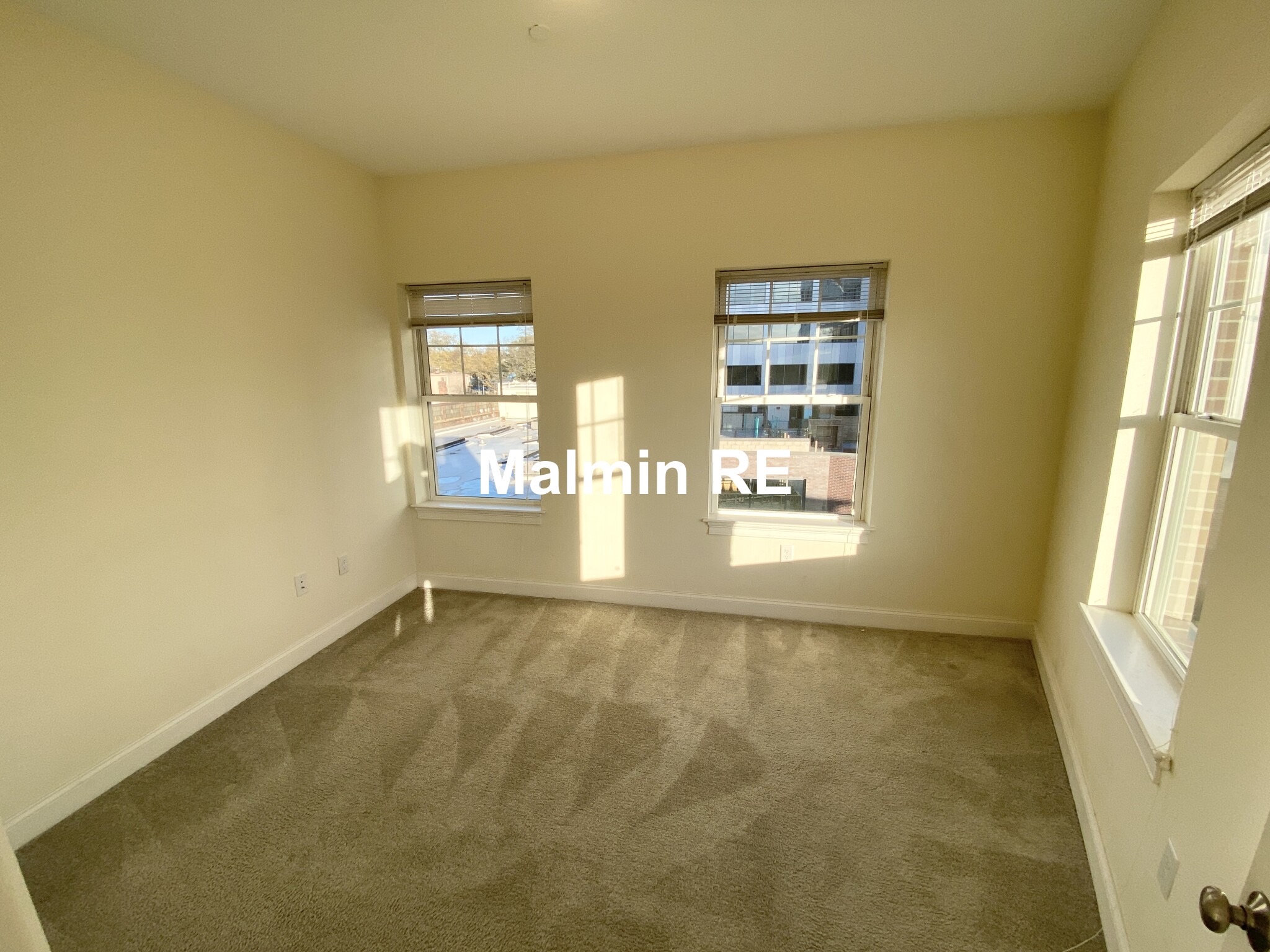 81 Amory St, Jamaica Plain