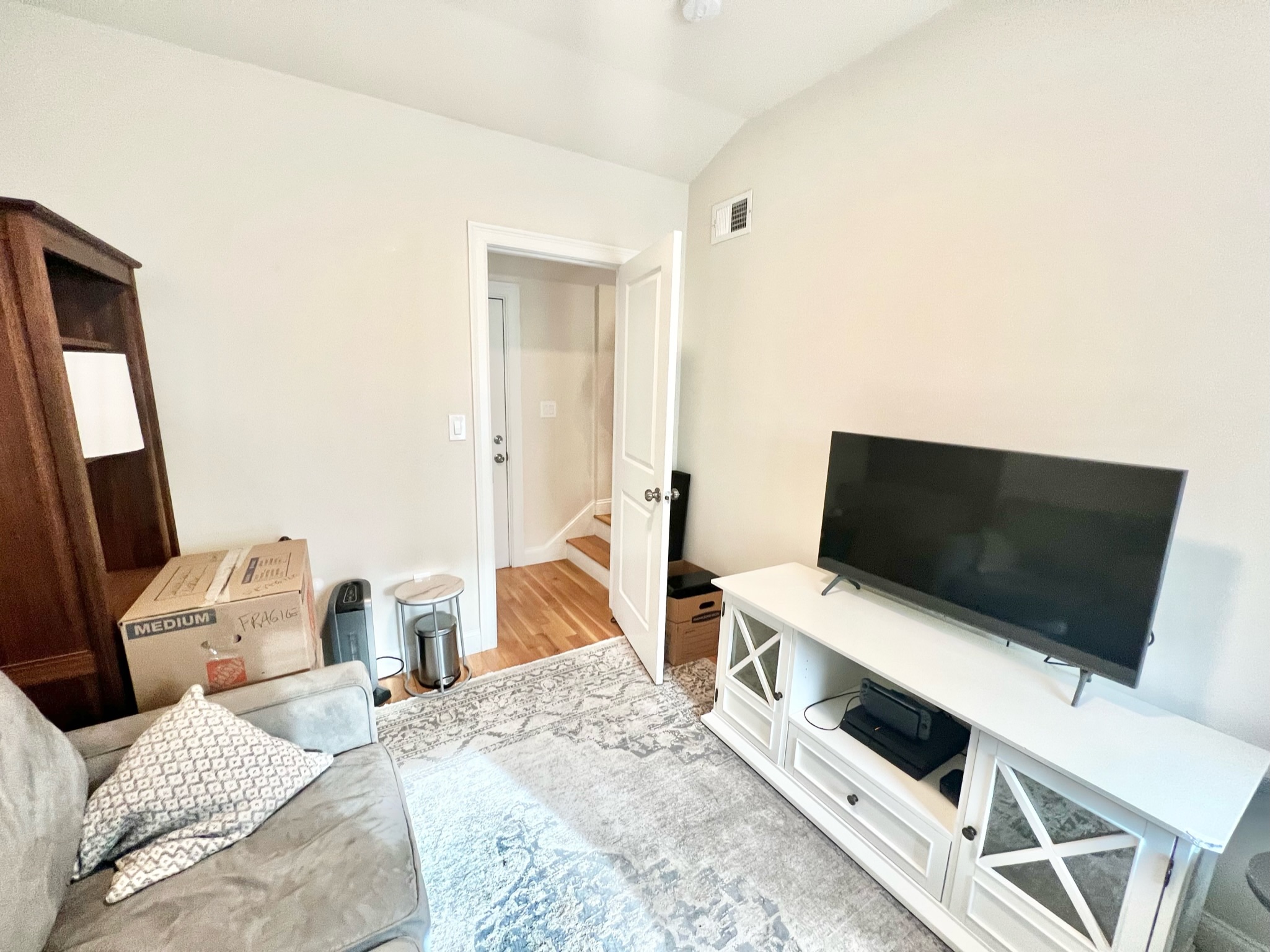 3 bed, 1.5 bath apartment for rent at 9 Greenville St Unit 2, Prospect Hill — photo 14 of 28