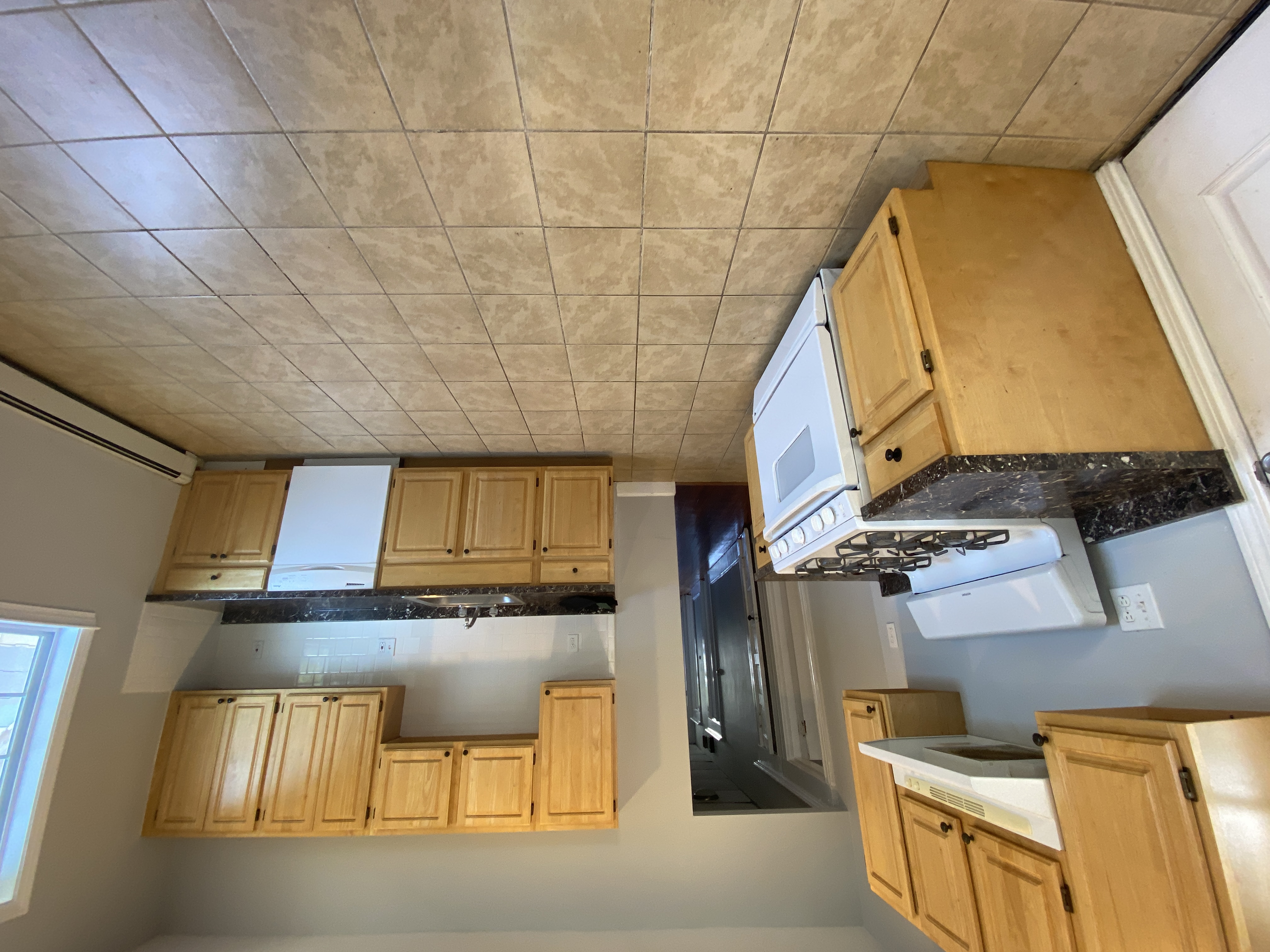 3.5 bed, 1 bath apartment for rent at 308 Belgrade Ave Unit 3, Roslindale — photo 2 of 17