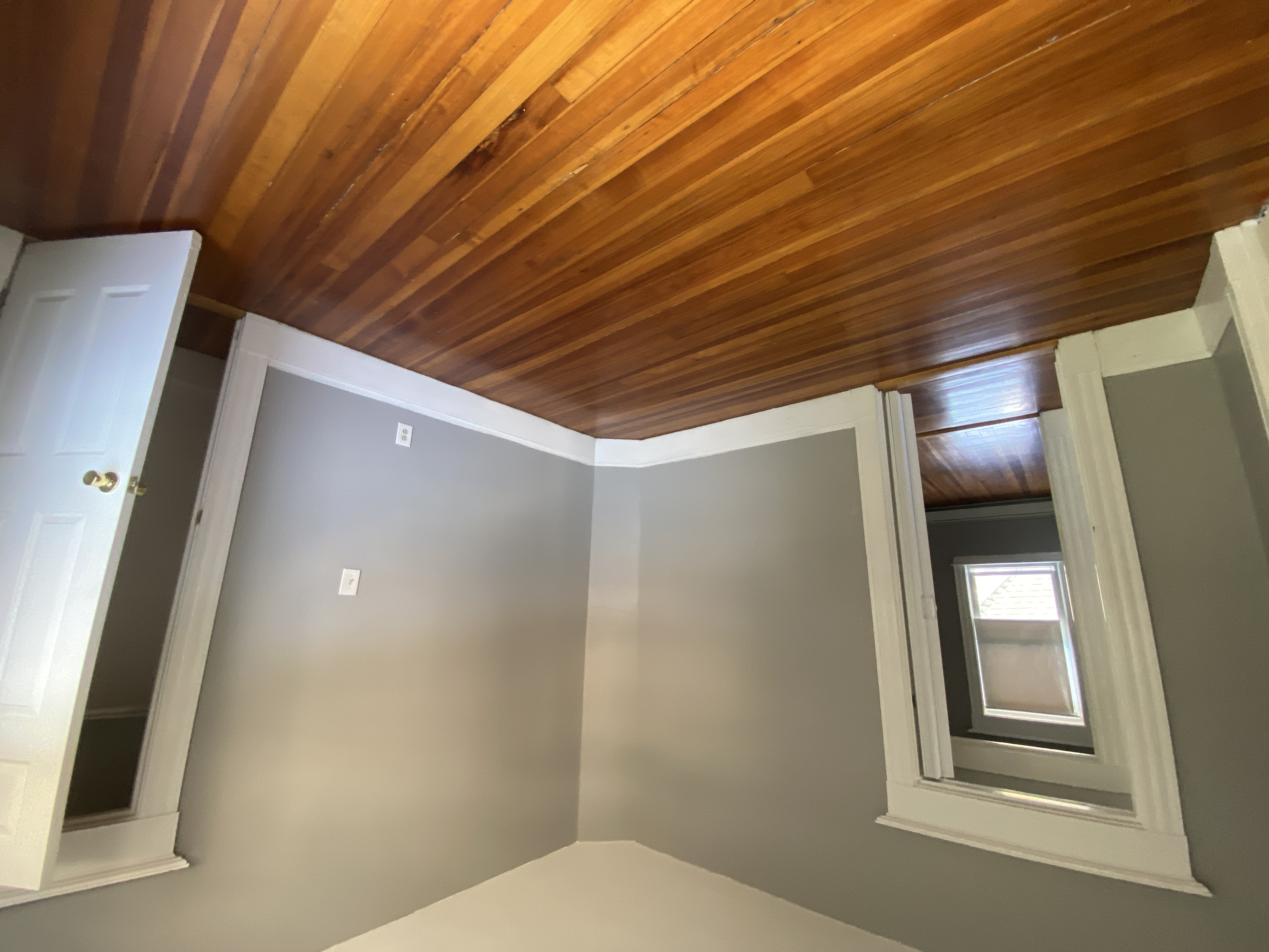 3.5 bed, 1 bath apartment for rent at 308 Belgrade Ave Unit 3, Roslindale — photo 16 of 17