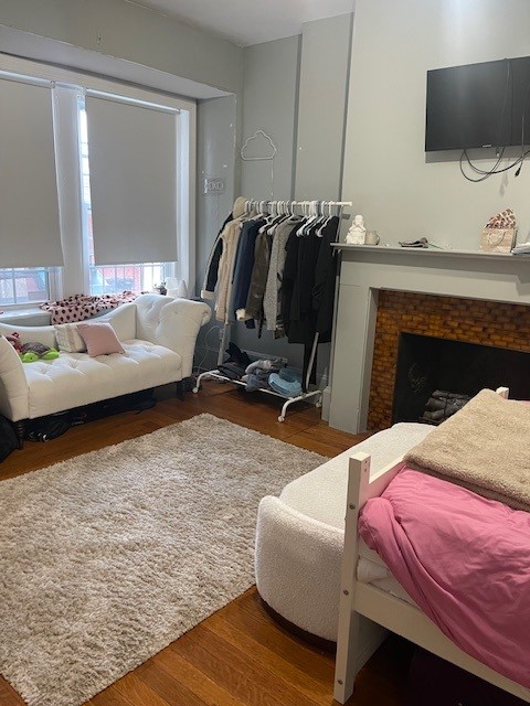 186 Naples Rd, Brookline