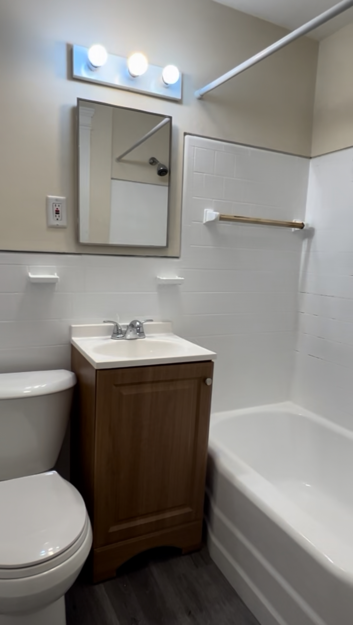 215 Harvard Ave, Brighton