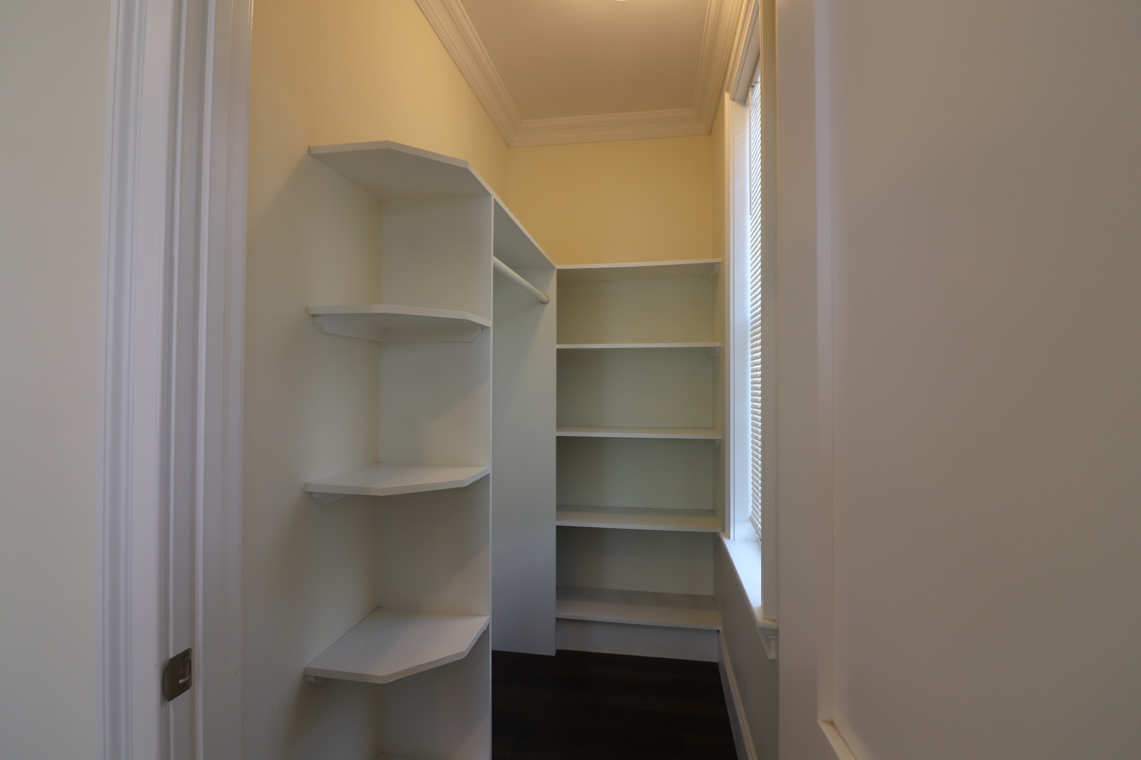 4 bed, 2 bath apartment for rent at 140 Minden St Unit 2A, Jamaica Plain — photo 7 of 21