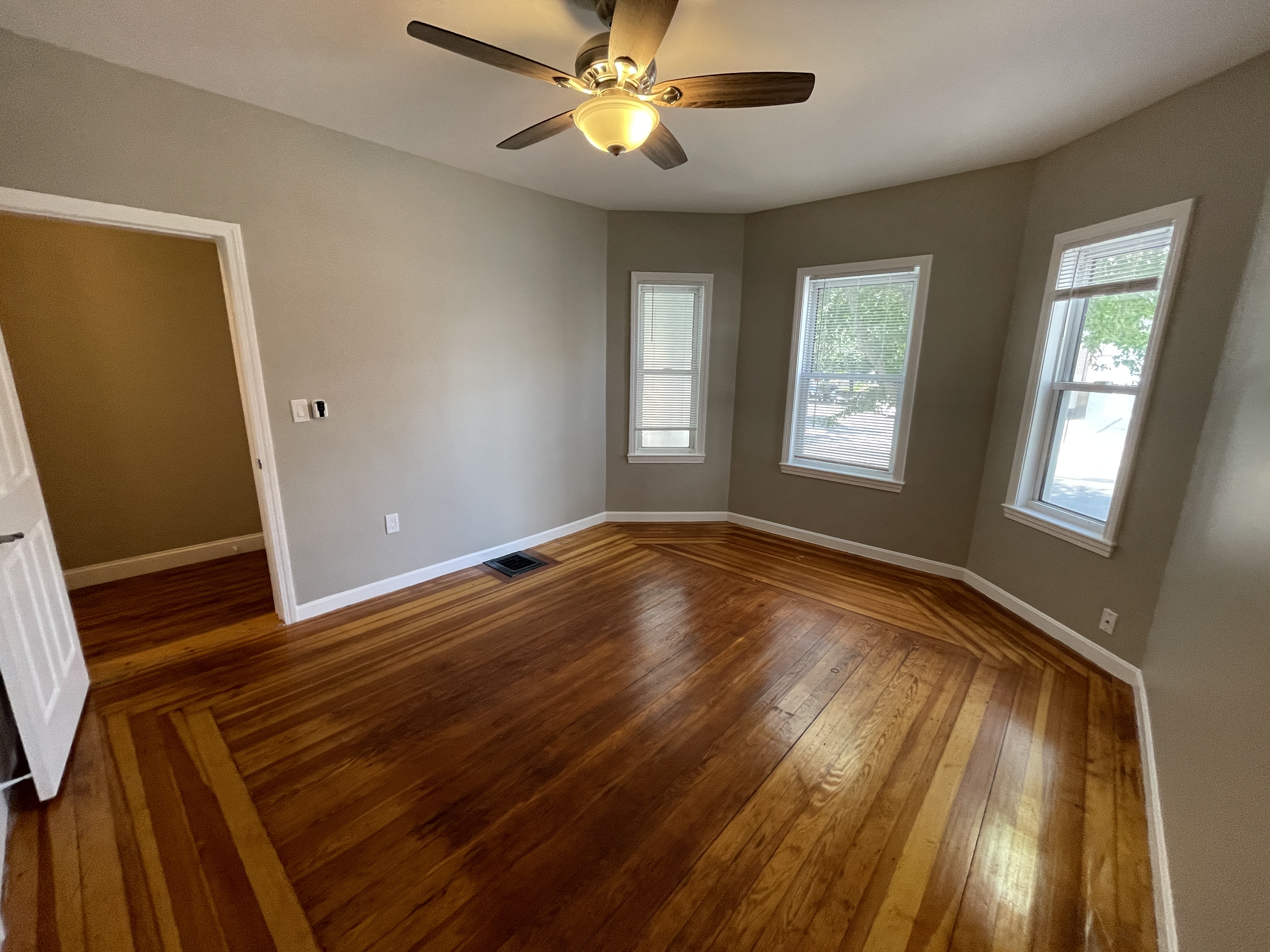 227 Holland St, Teele Square