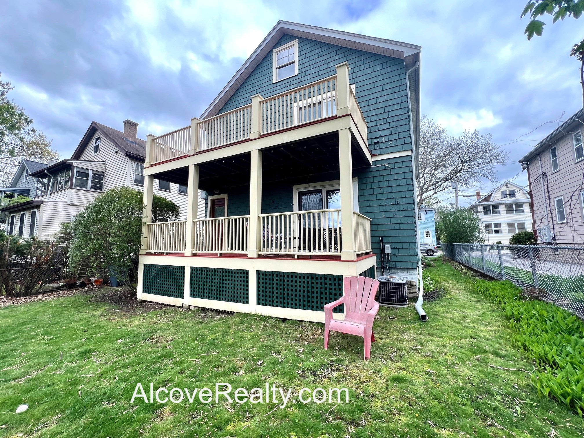 3 bed, 1 bath apartment for rent at 68 Endicott Ave Unit 1, Teele Square — photo 18 of 18