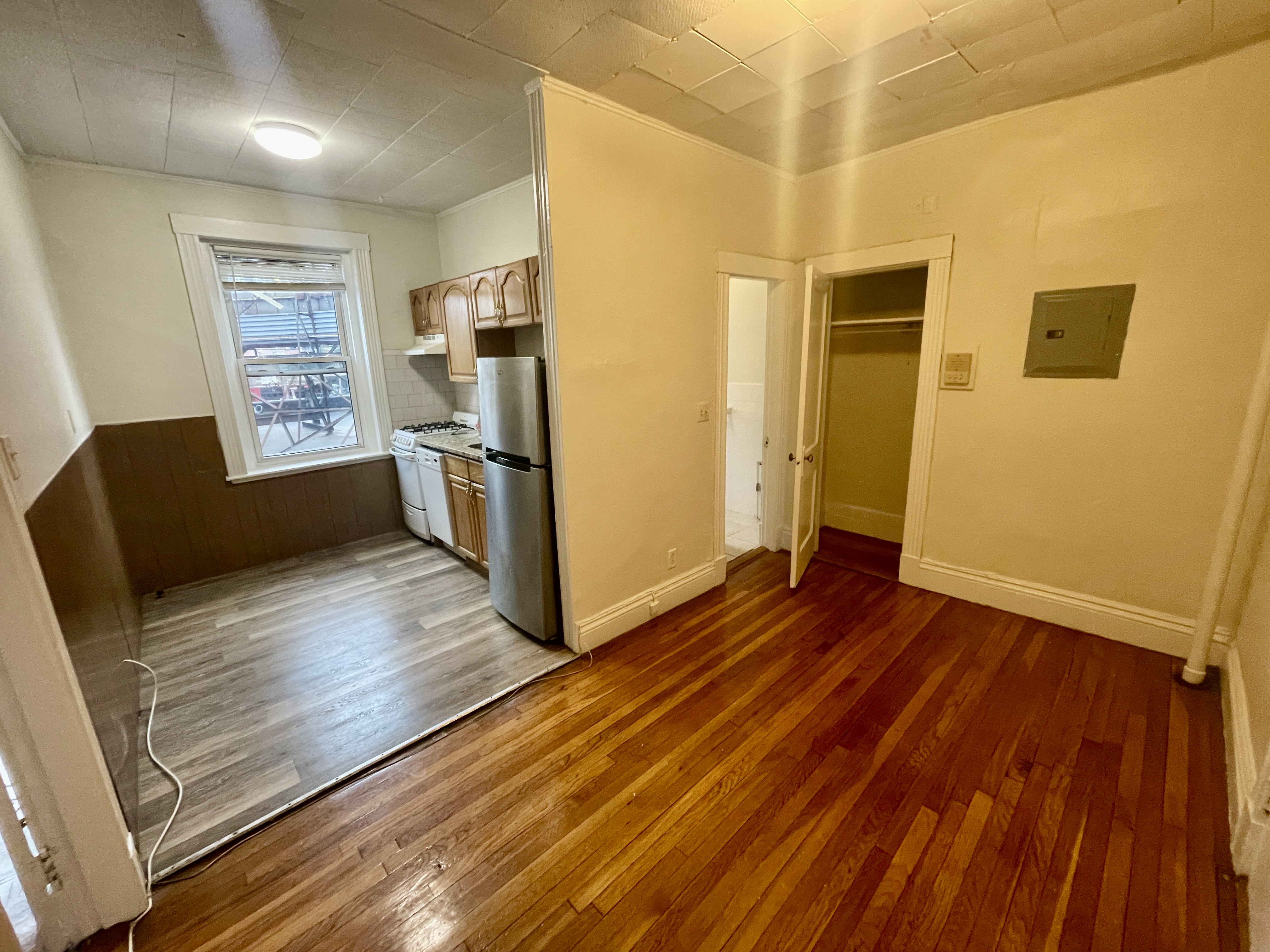 1 bed, 1 bath apartment for rent at 126 Warren St Unit 24A, Brighton — photo 5 of 5