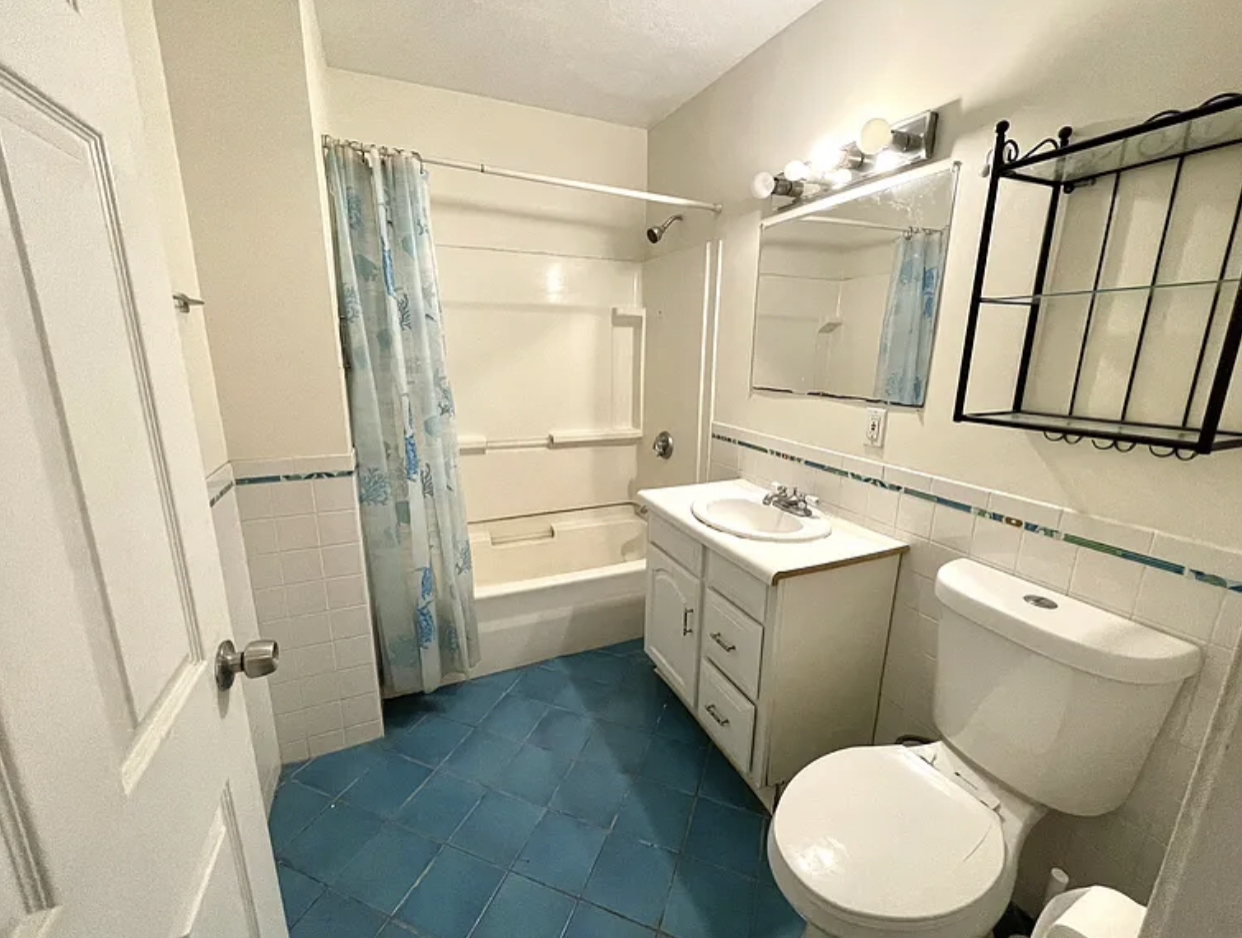 669 Massachusetts Ave, Roxbury