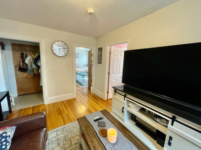 2 bed, 1 bath apartment for rent at 357 Hanover St Unit 2, North End — photo 2 of 11