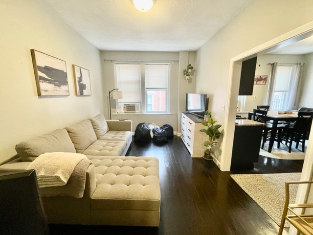 2 bed, 1 bath apartment for rent at 8 Margaret St Unit 4, North End — photo 3 of 15