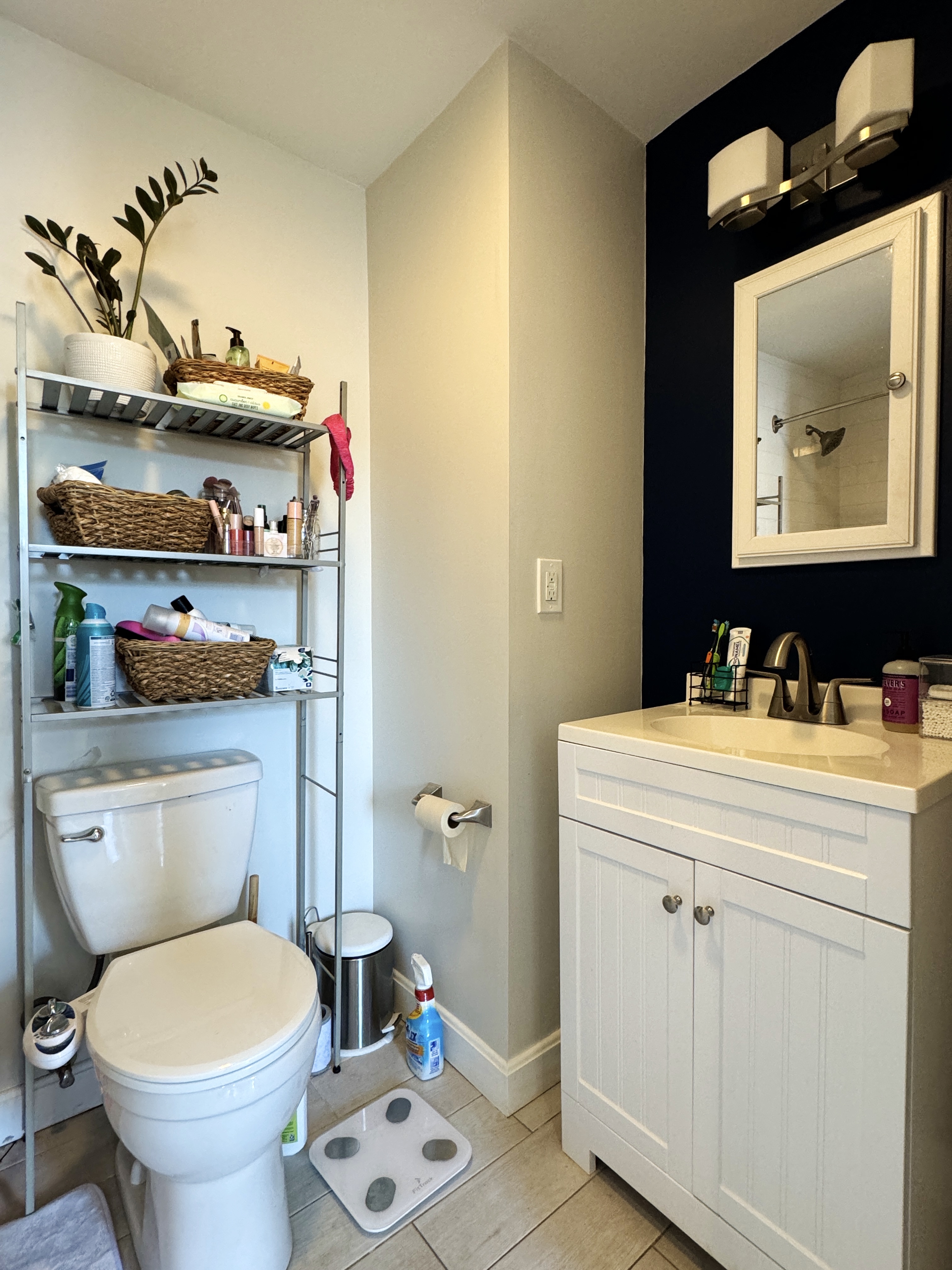 2 bed, 1 bath apartment for rent at 14 Mallet St Unit 3, Dorchester — photo 4 of 11