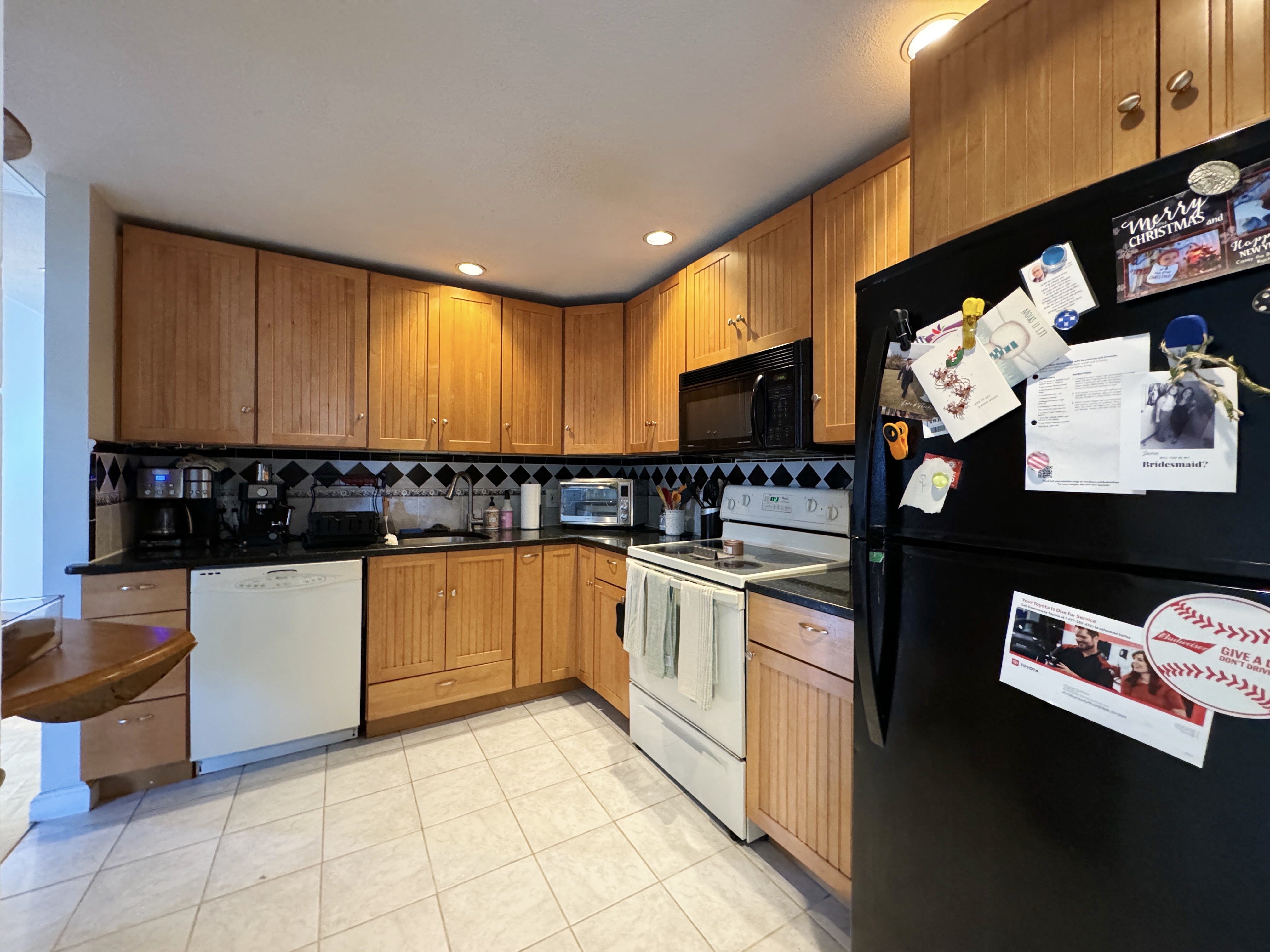 2 bed, 1 bath apartment for rent at 14 Mallet St Unit 3, Dorchester — photo 2 of 11