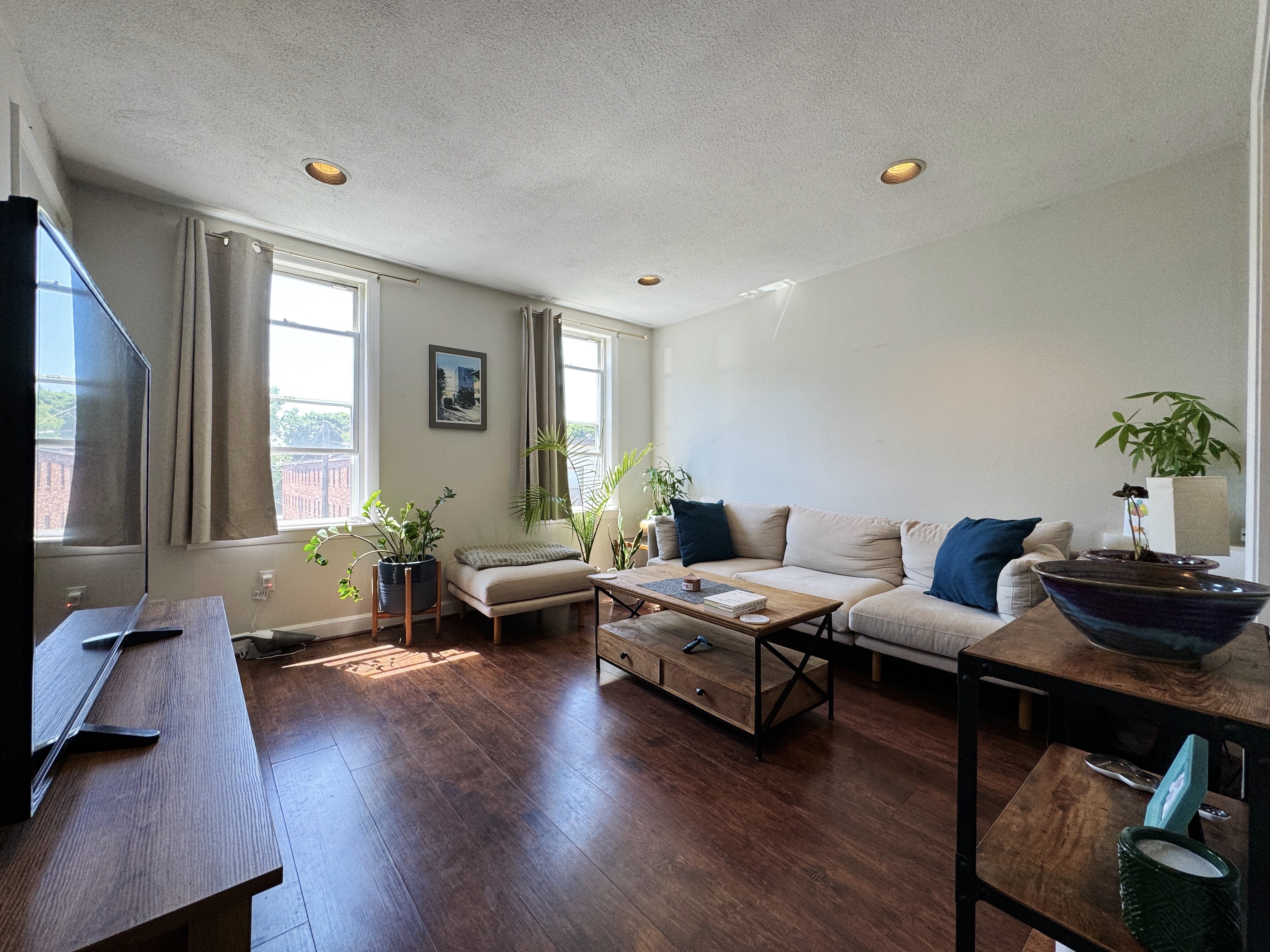 2 bed, 1 bath apartment for rent at 14 Mallet St Unit 3, Dorchester