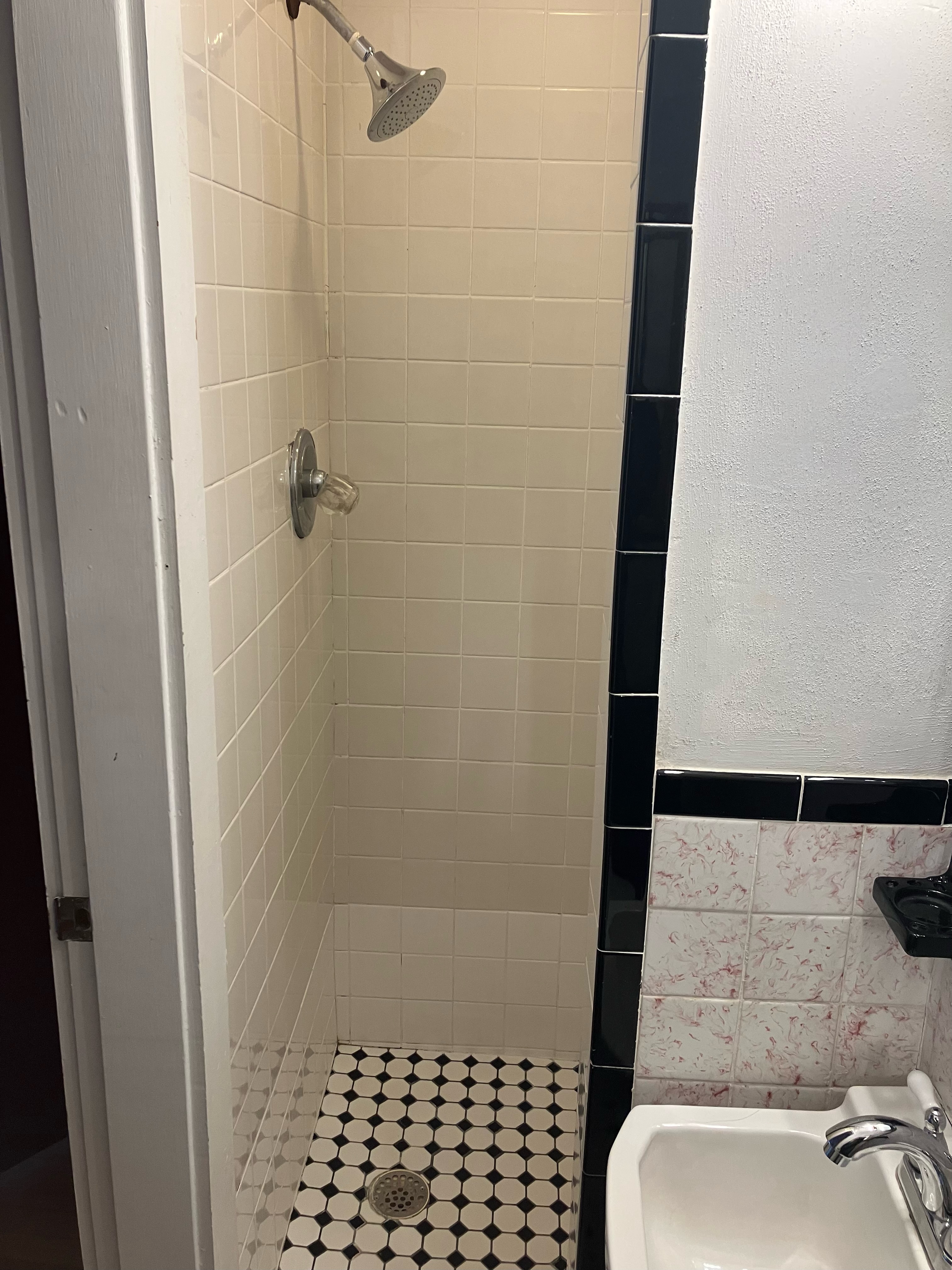 1 bed, 1 bath apartment for rent at 77 Wendell St Unit 77, Harvard Square — photo 11 of 14