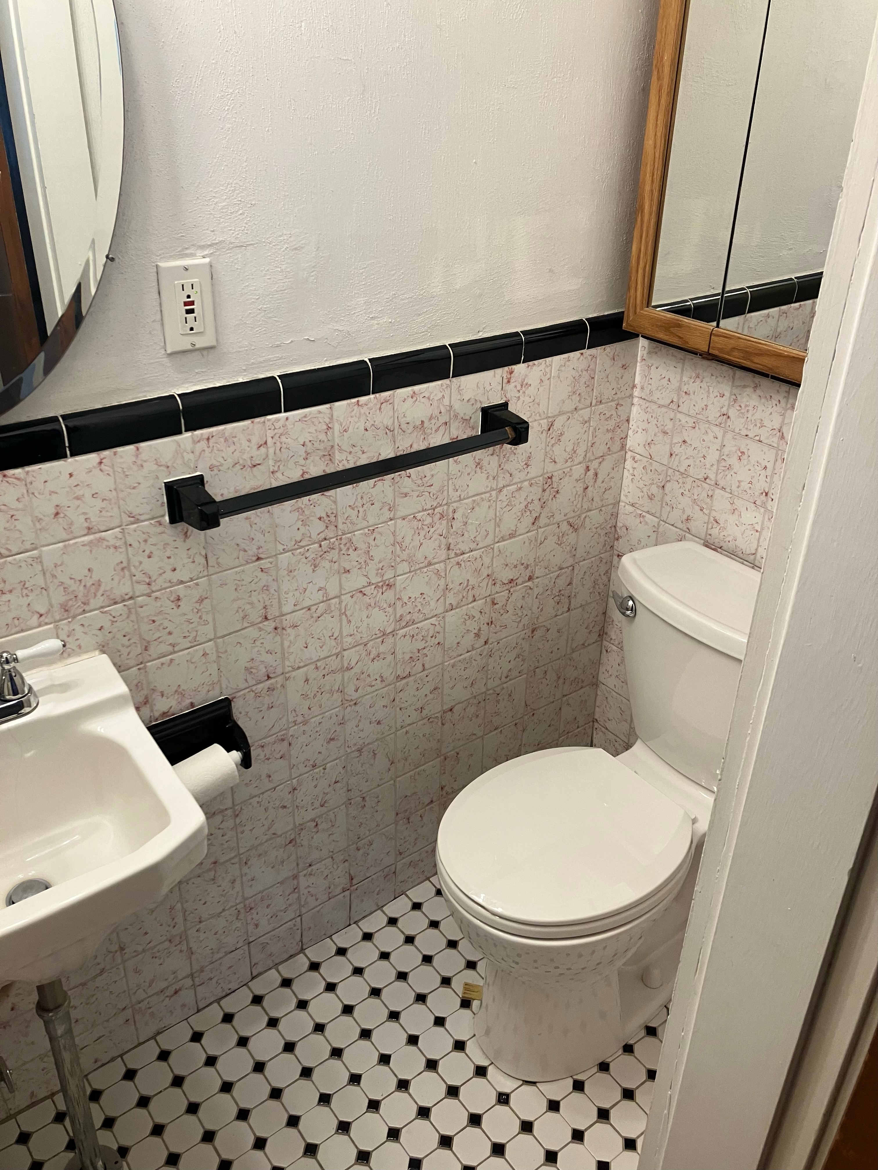 1 bed, 1 bath apartment for rent at 77 Wendell St Unit 77, Harvard Square — photo 12 of 14