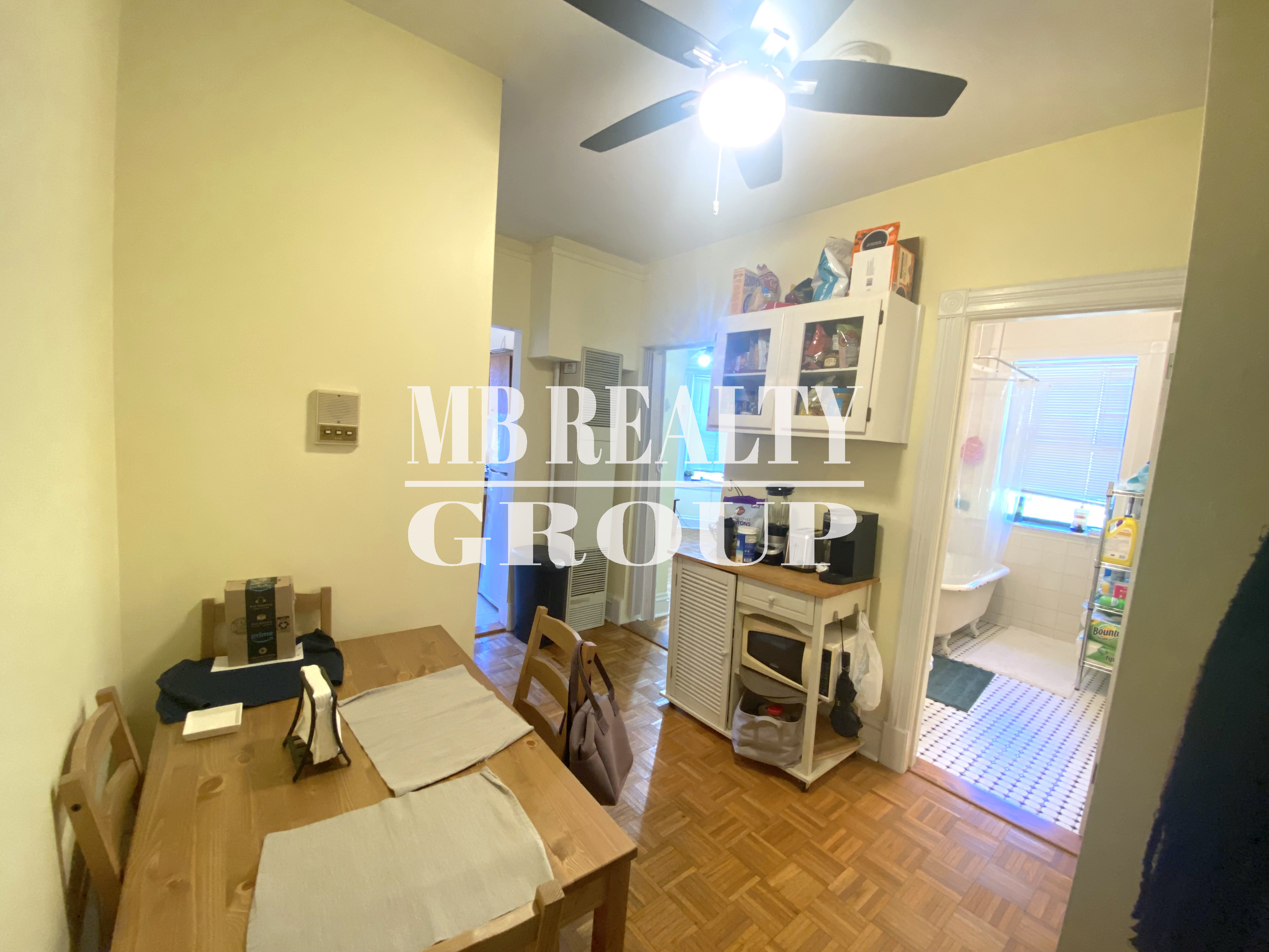 1 split bed, 1 bath apartment for rent at 51 Park Dr Unit 25, Fenway — photo 4 of 19