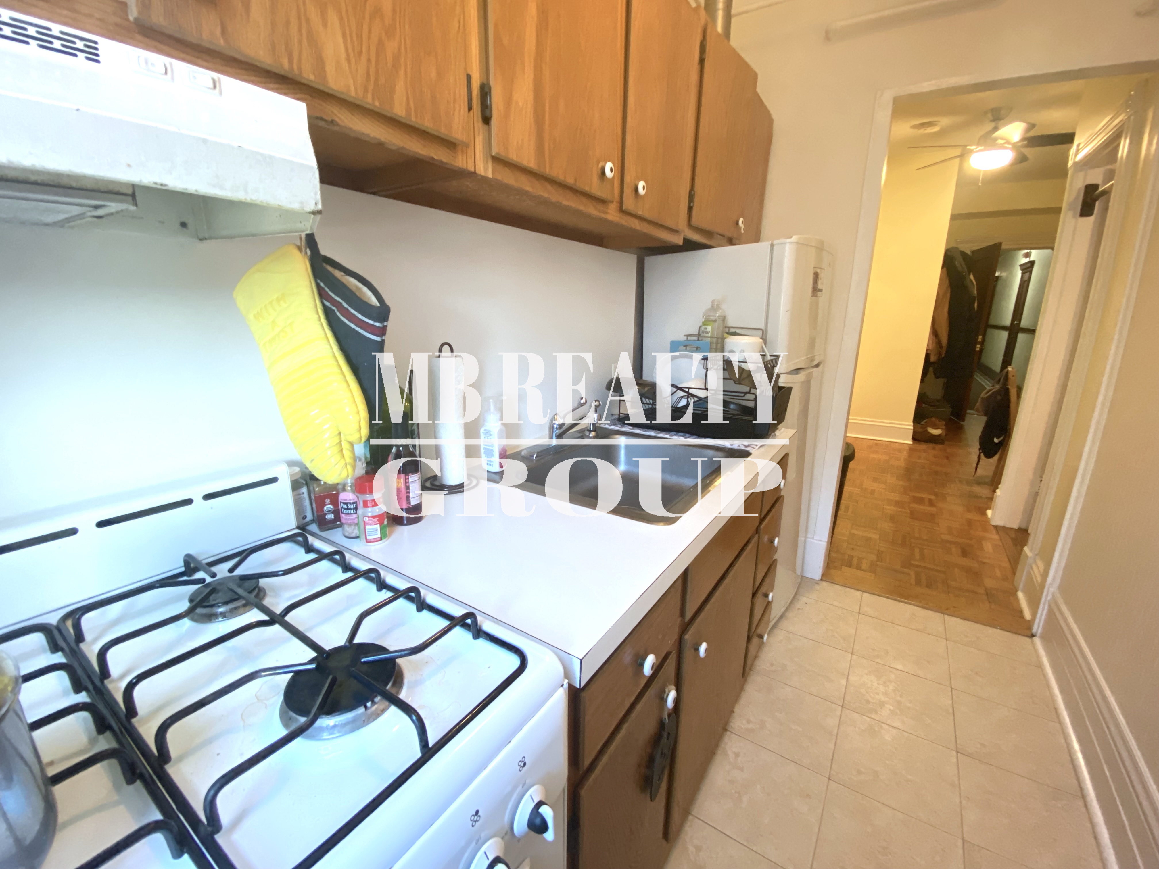 1 split bed, 1 bath apartment for rent at 51 Park Dr Unit 25, Fenway — photo 9 of 19